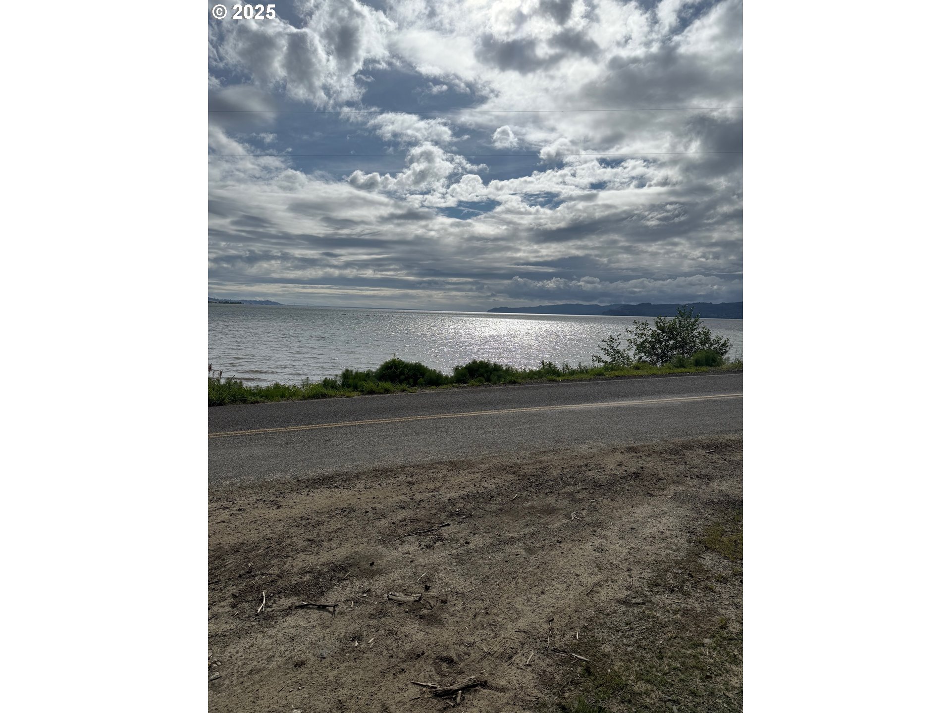 1049 ALTOONA PILLAR ROCK RD