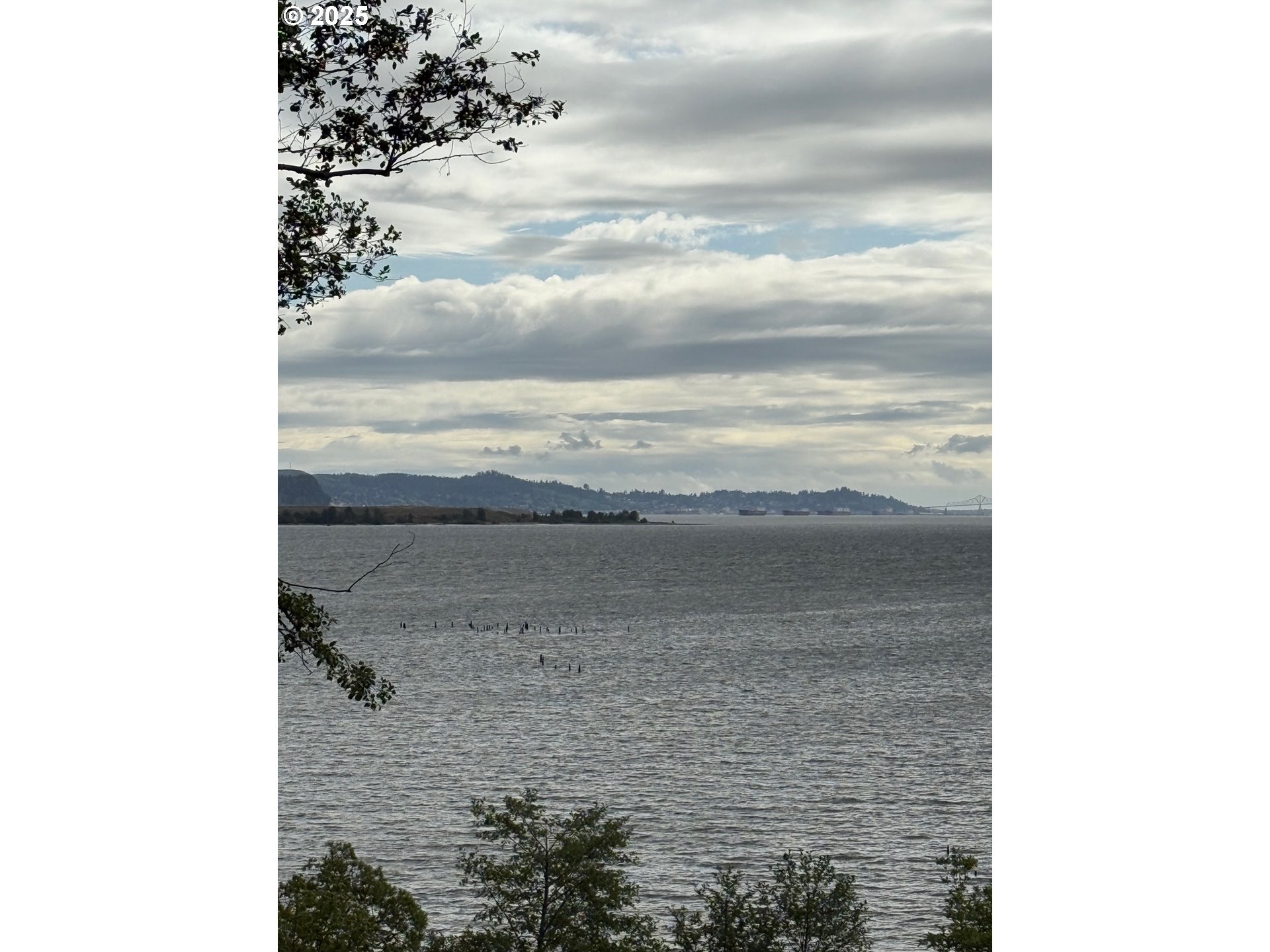 1049 ALTOONA PILLAR ROCK RD