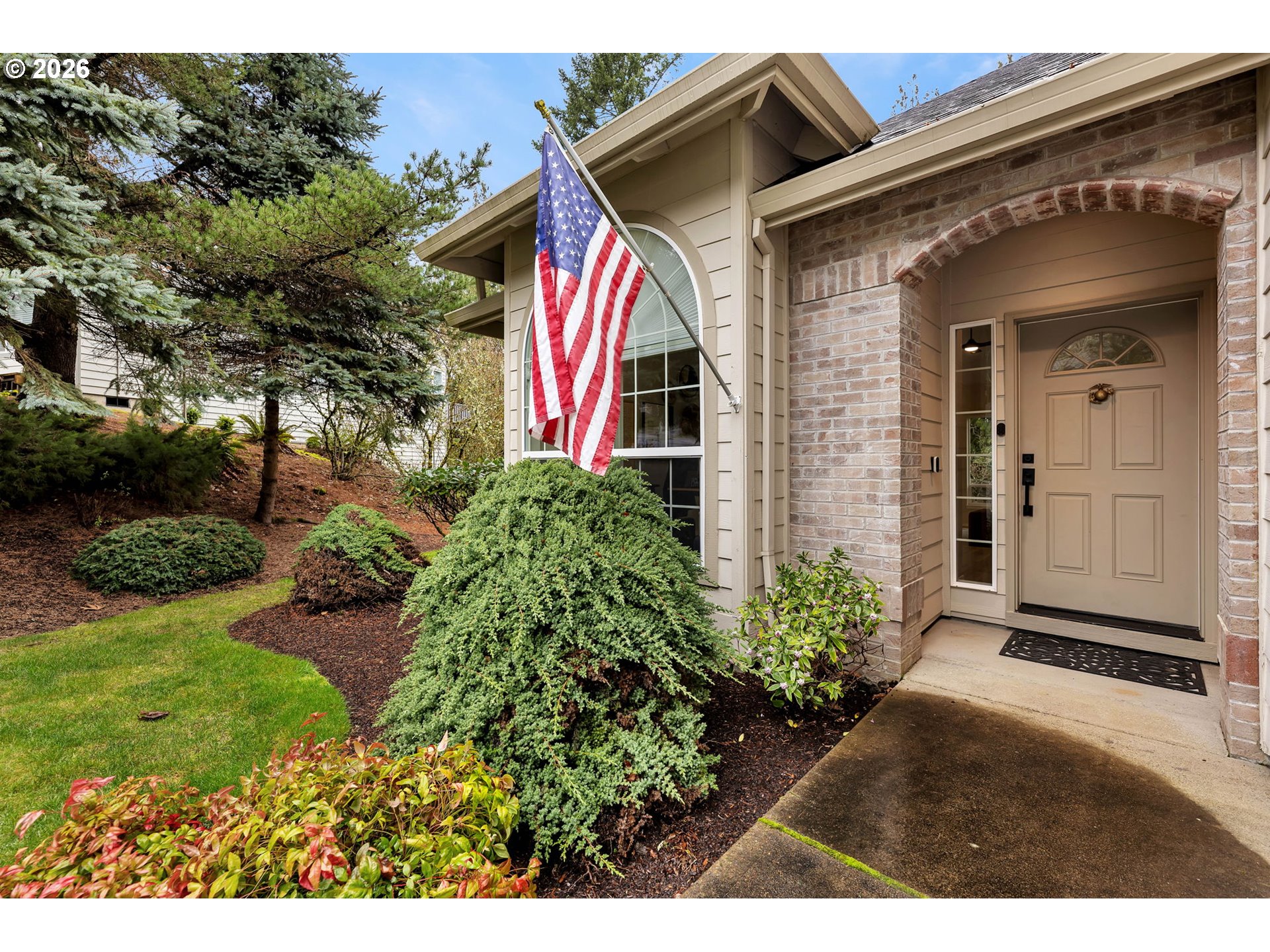 43 SE 46TH DR