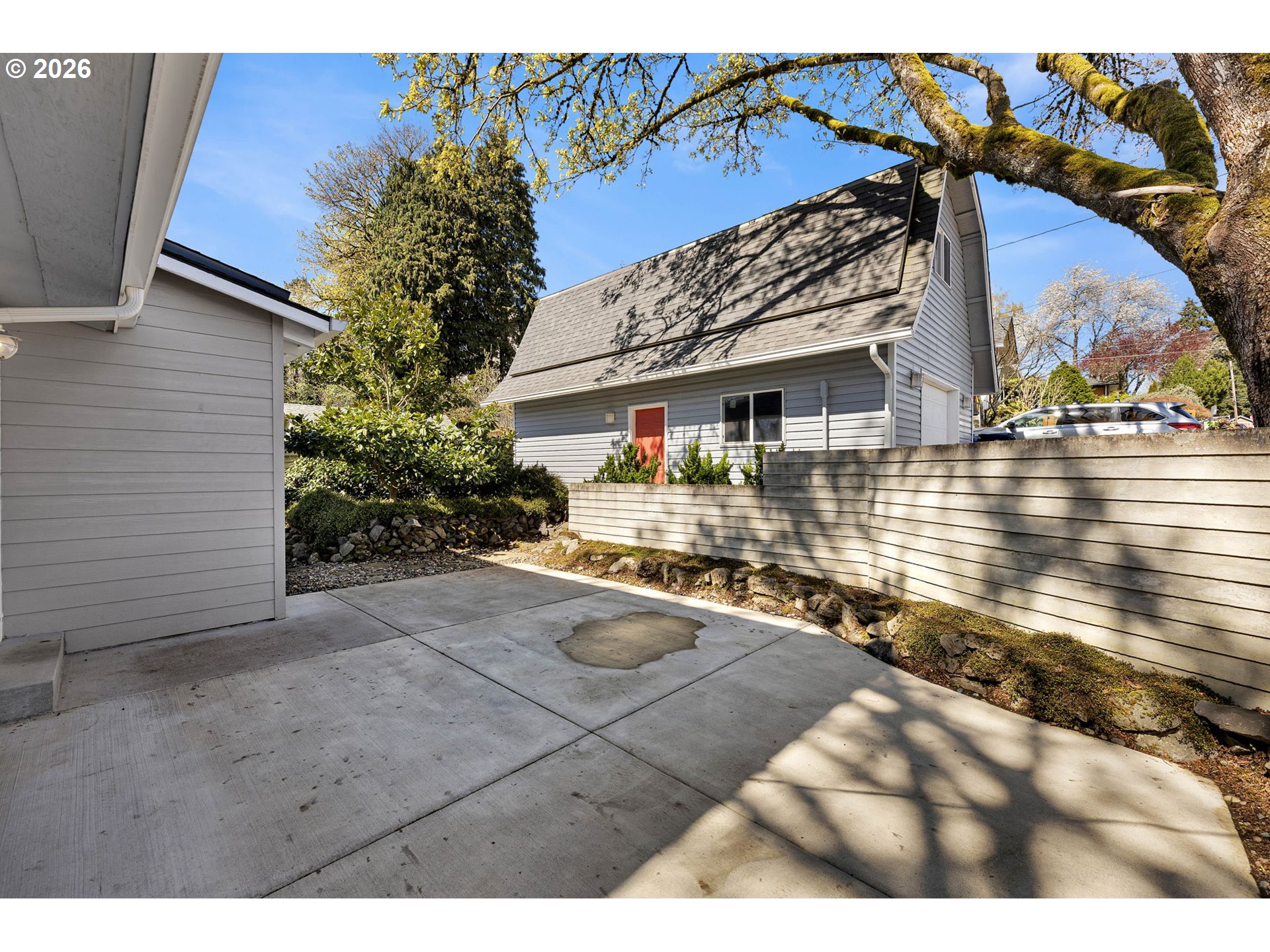 303 NW 14TH AVE