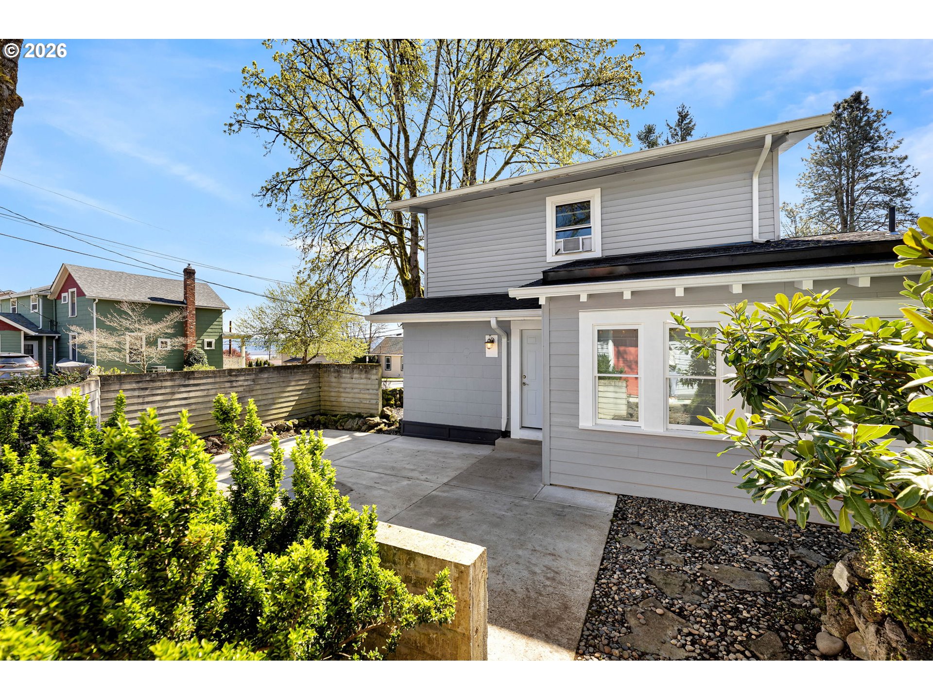 303 NW 14TH AVE