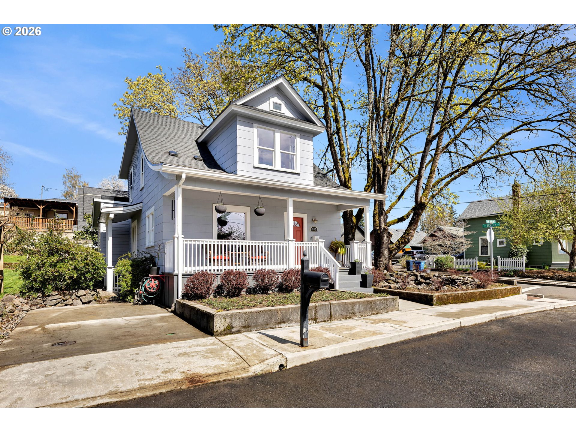 303 NW 14TH AVE