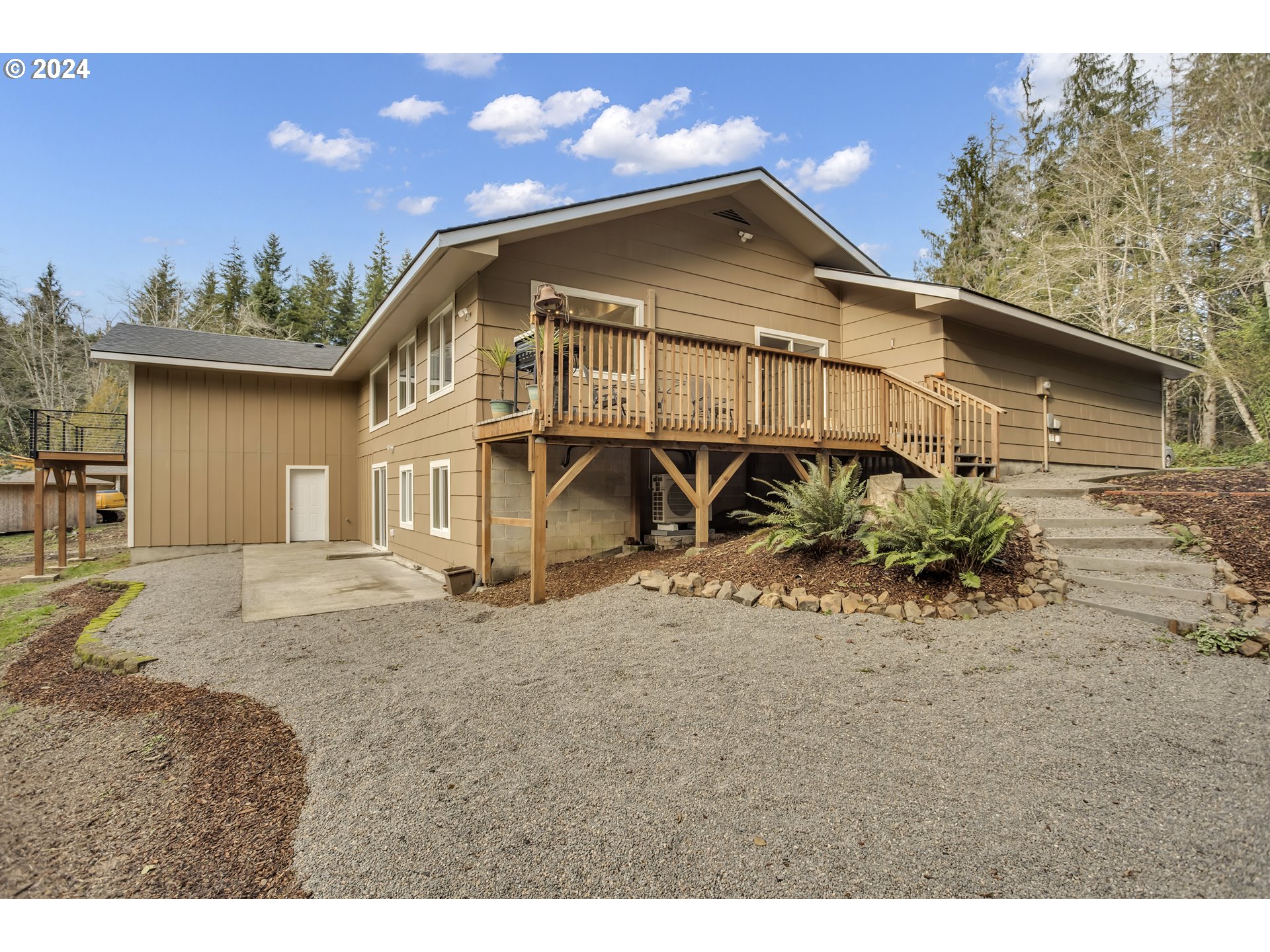 48 ELK RIDGE LN