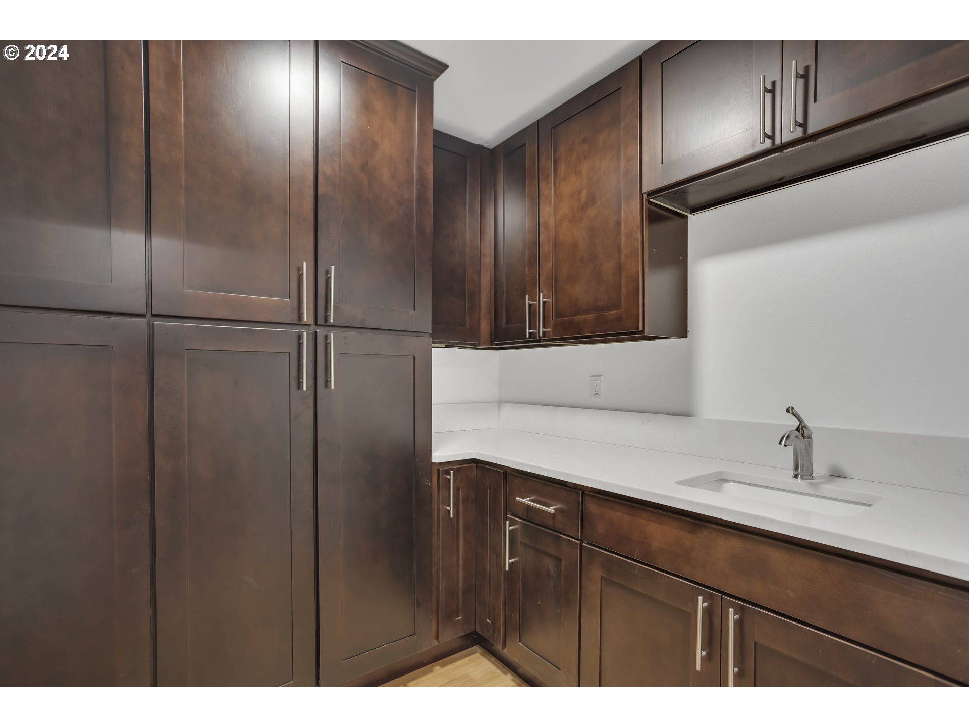 48 ELK RIDGE LN