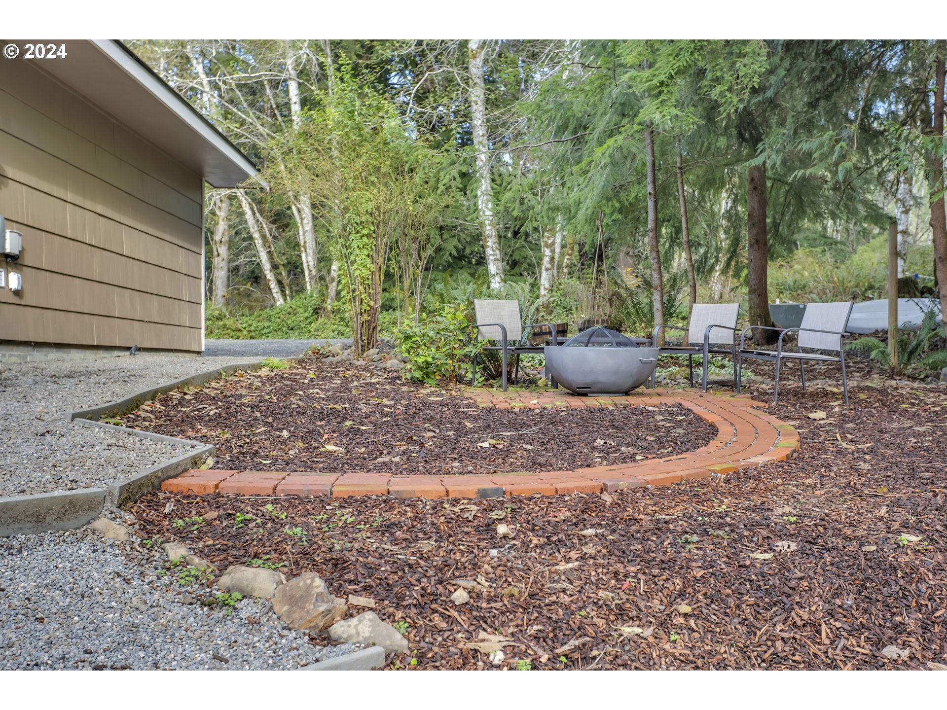48 ELK RIDGE LN