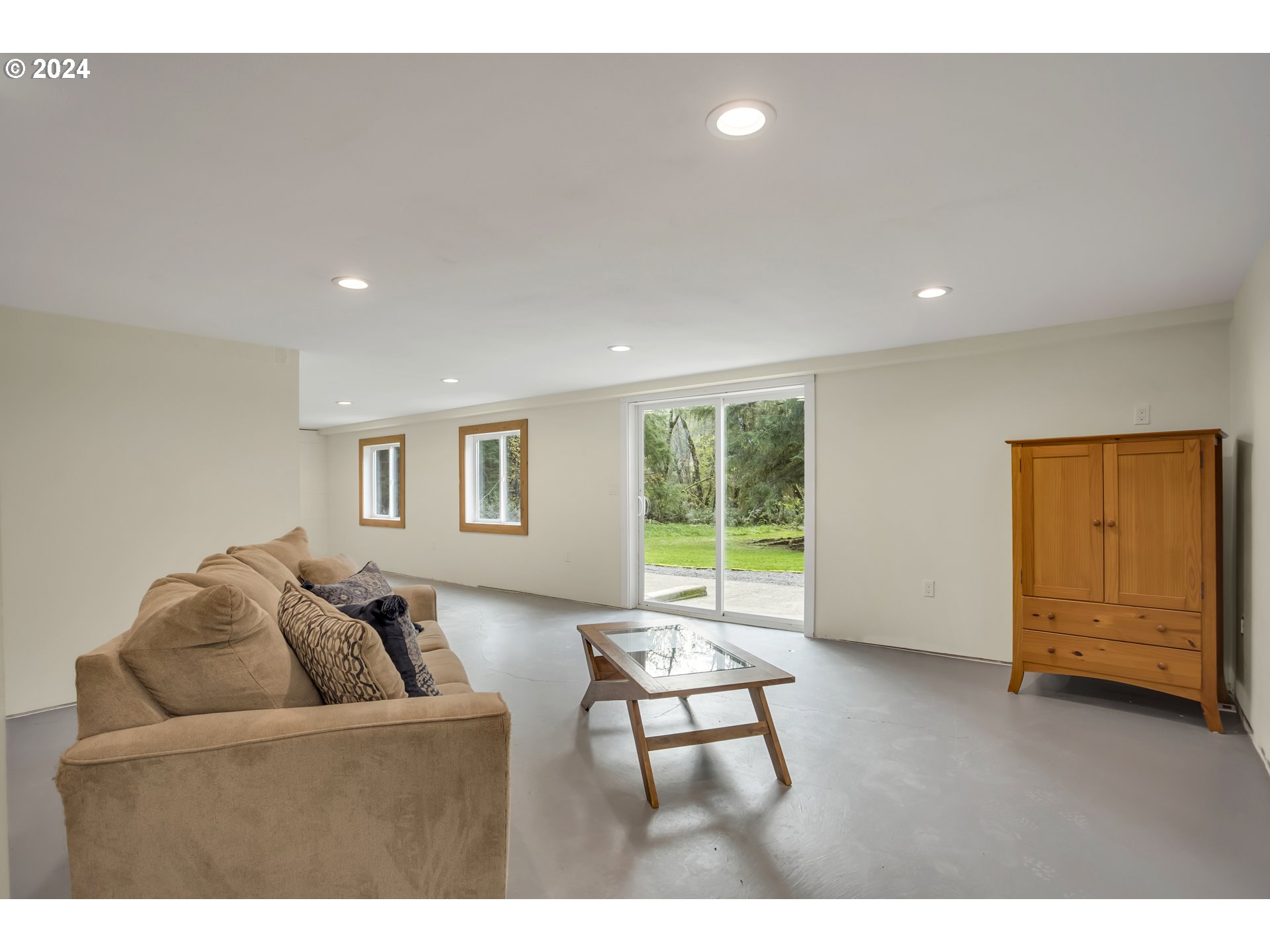 48 ELK RIDGE LN