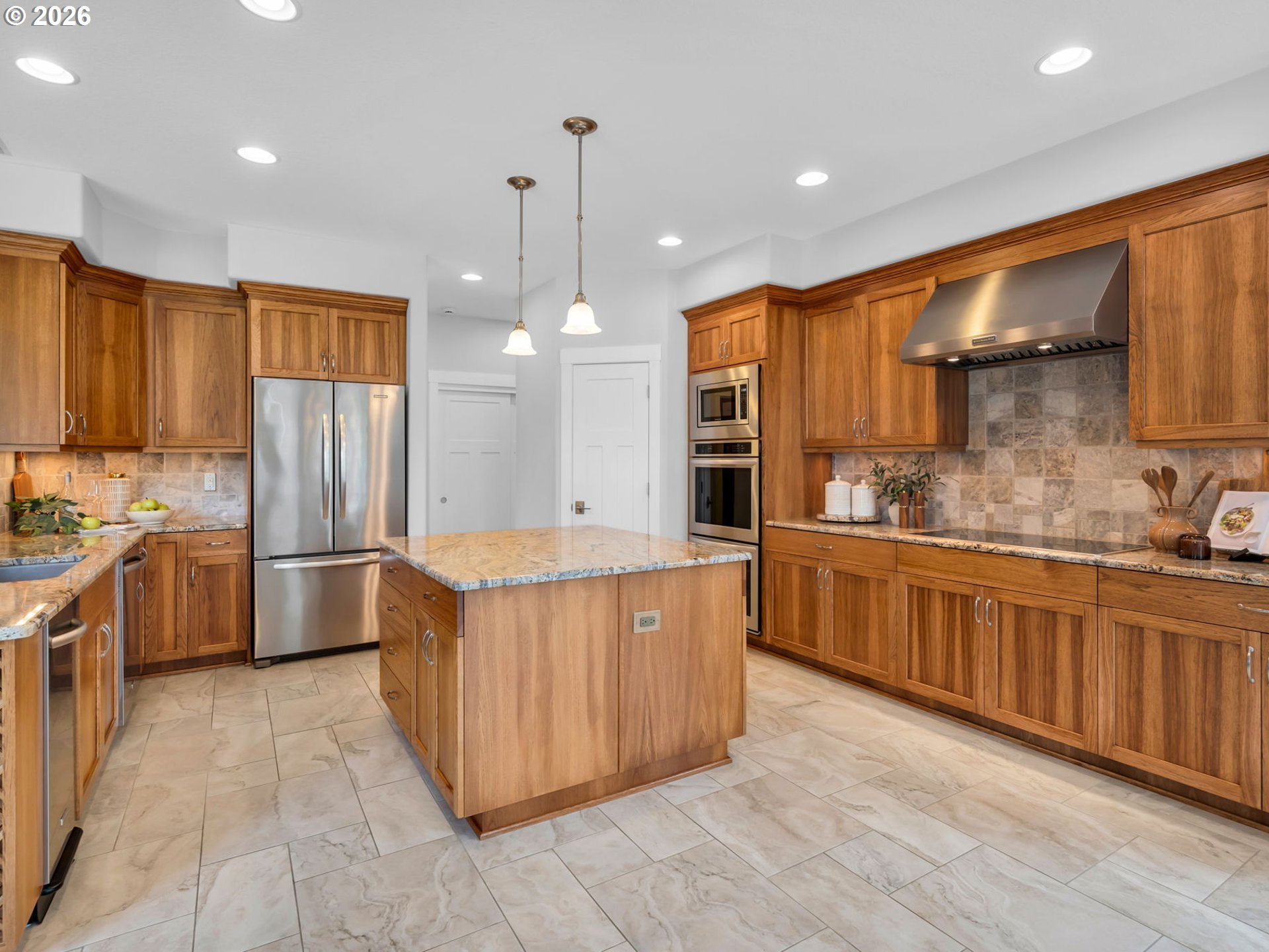 1116 NE 152ND AVE