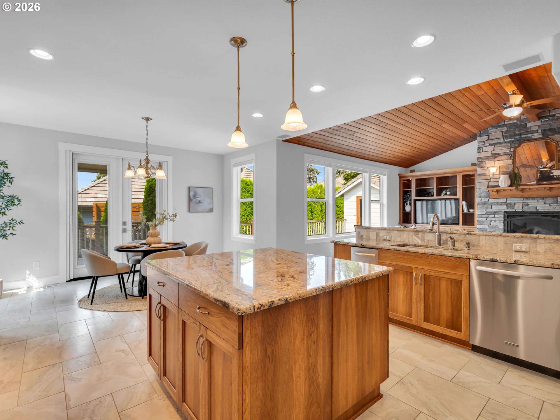 1116 NE 152ND AVE