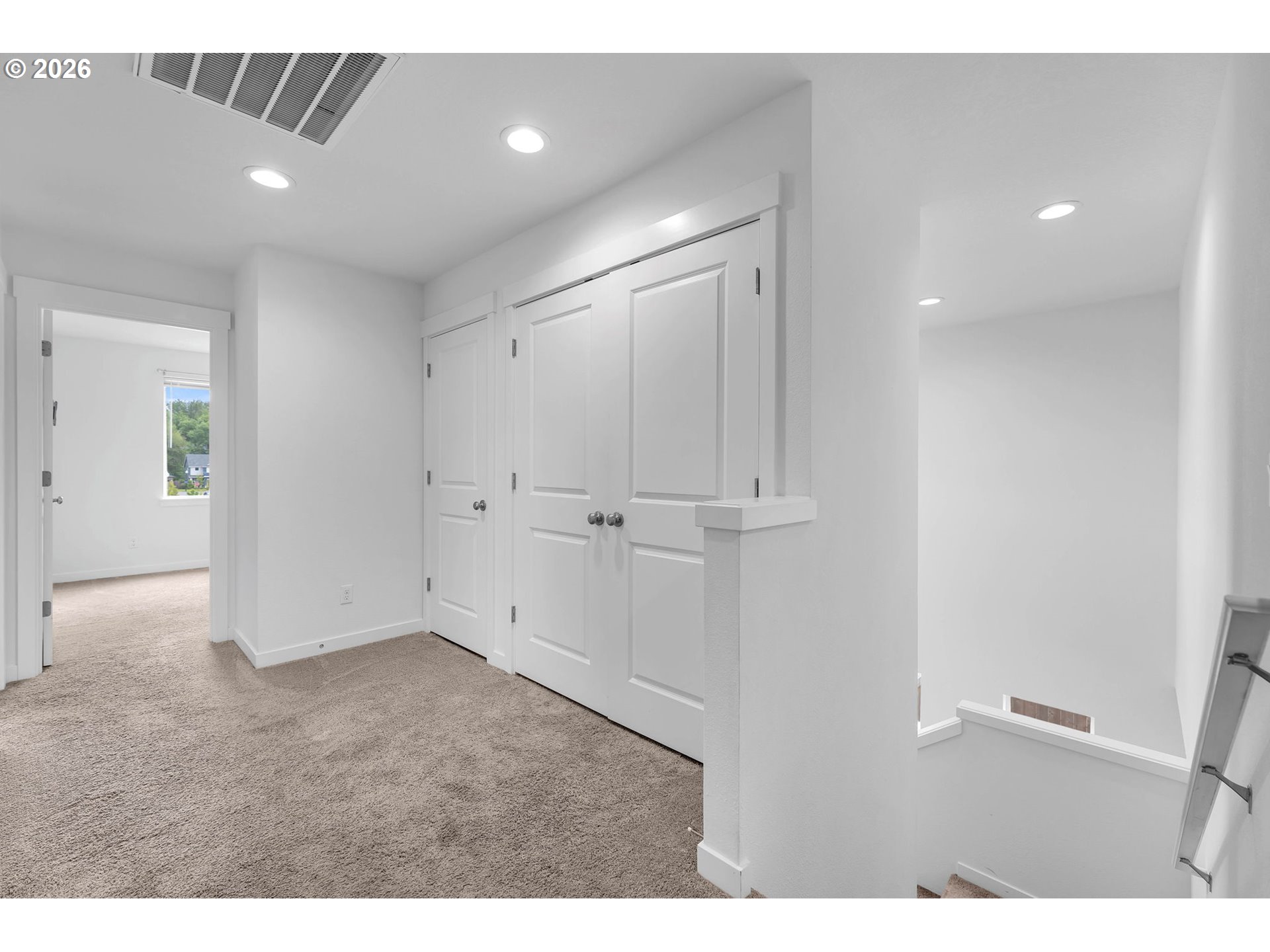1806 NE 11TH AVE