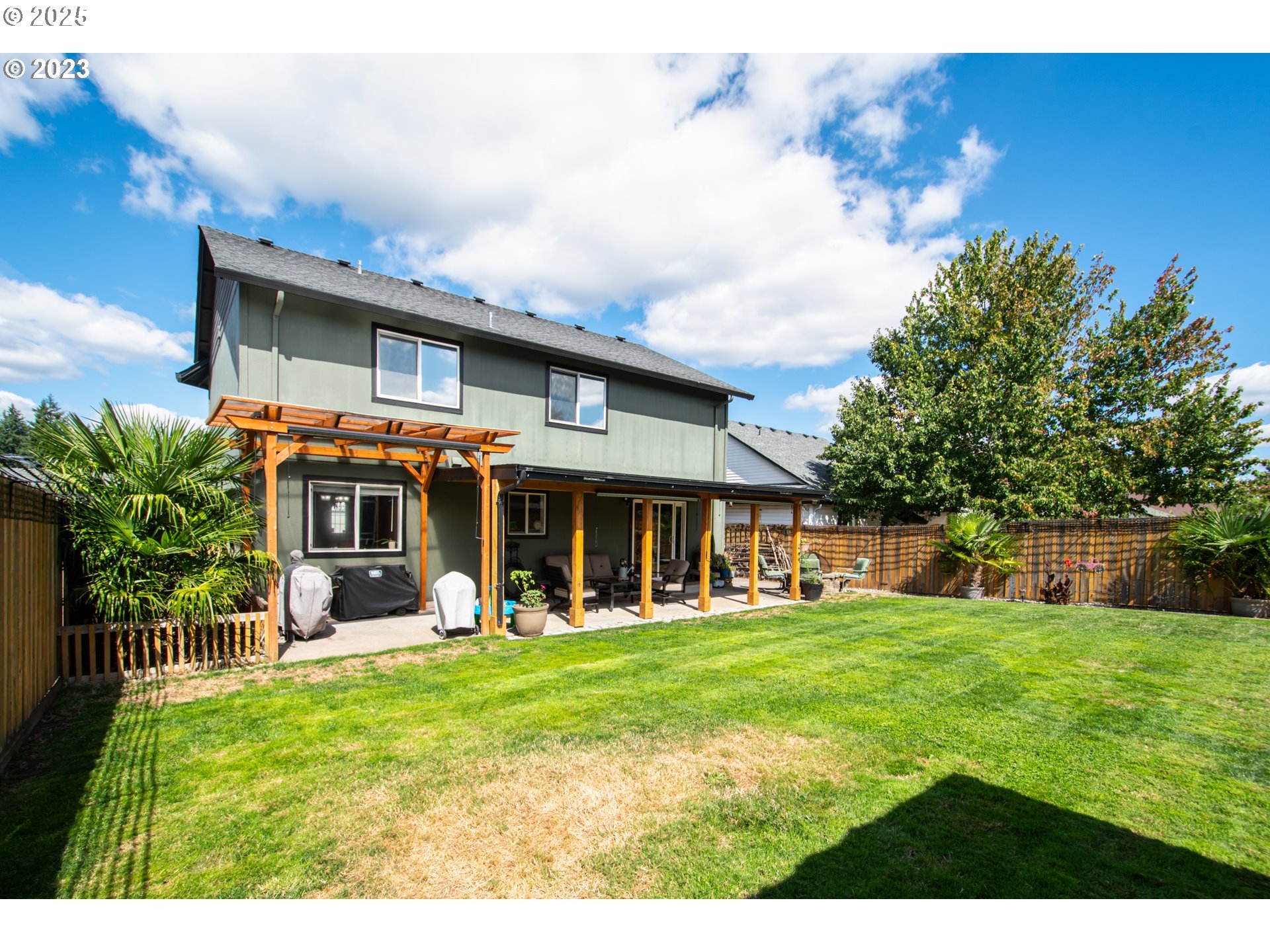 5323 NE 70TH CIR