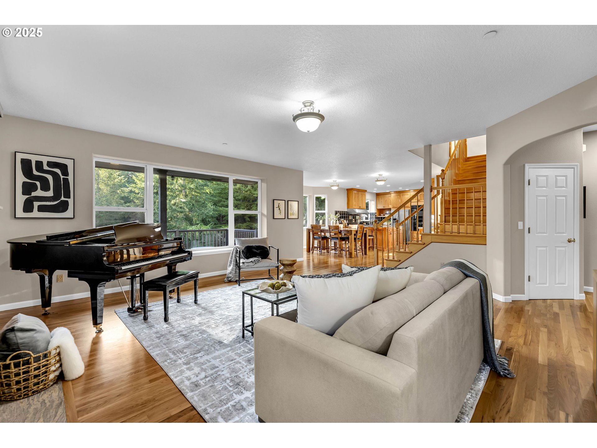 9721 NE LIVINGSTON MOUNTAIN CT