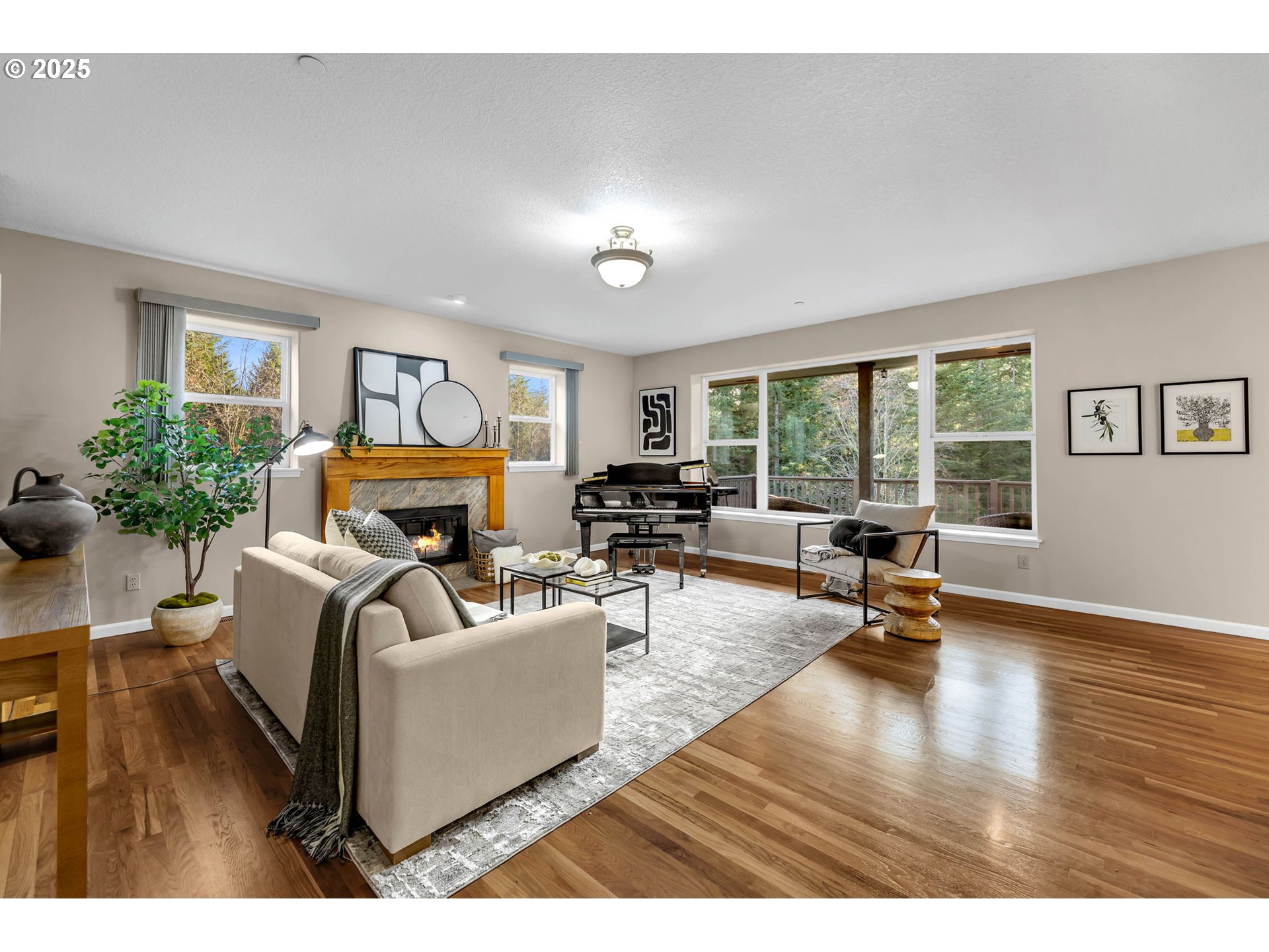 9721 NE LIVINGSTON MOUNTAIN CT