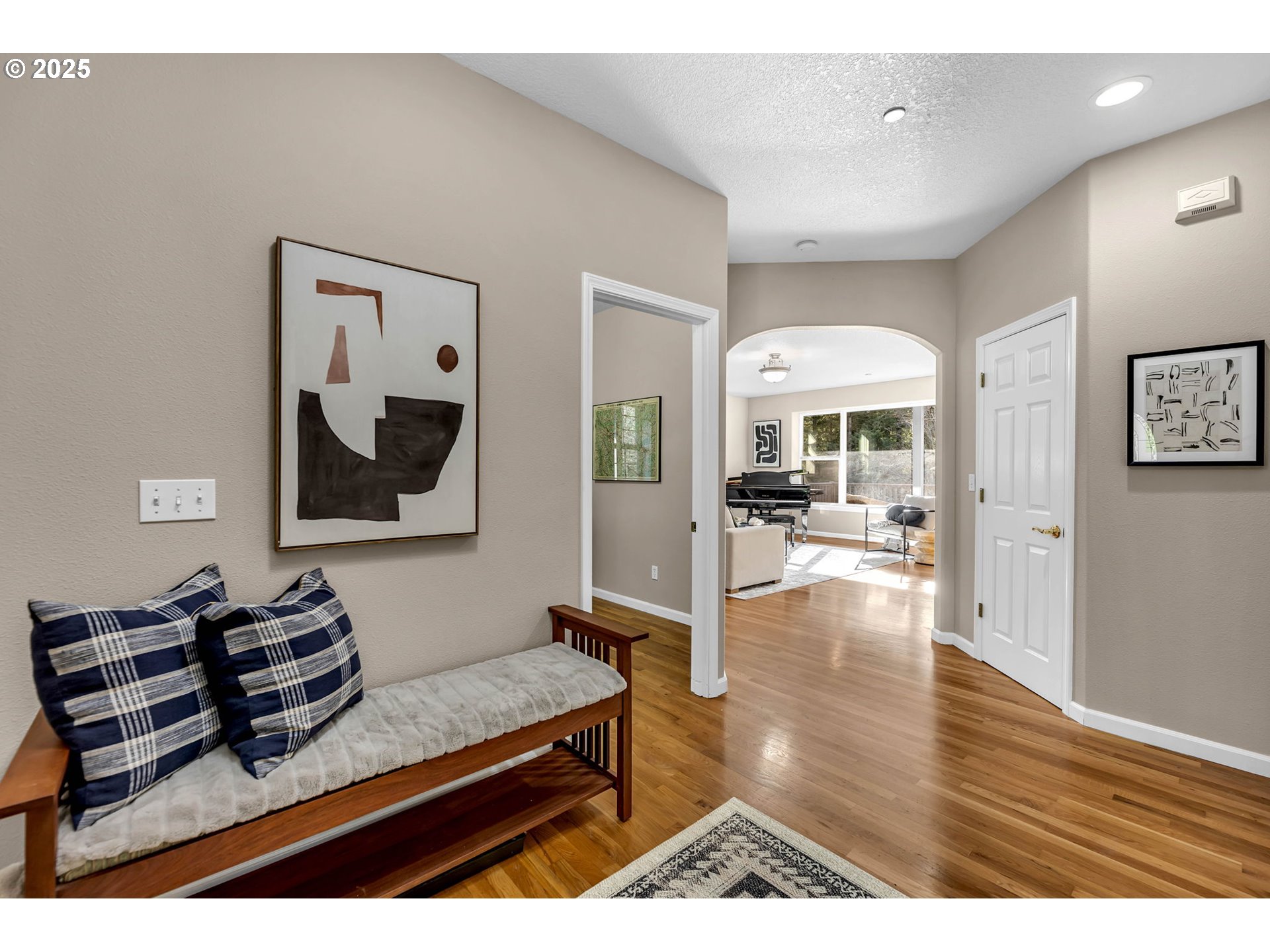 9721 NE LIVINGSTON MOUNTAIN CT