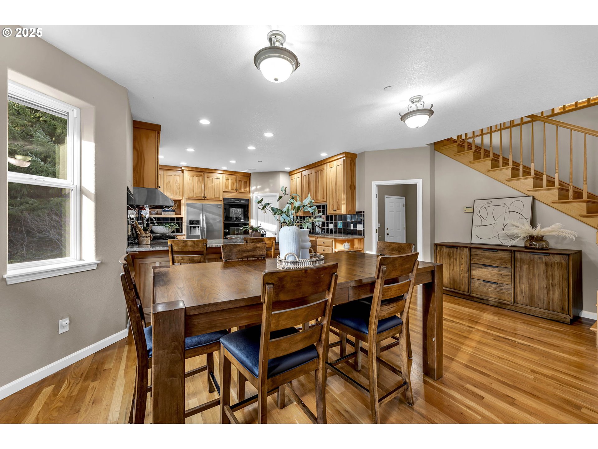 9721 NE LIVINGSTON MOUNTAIN CT