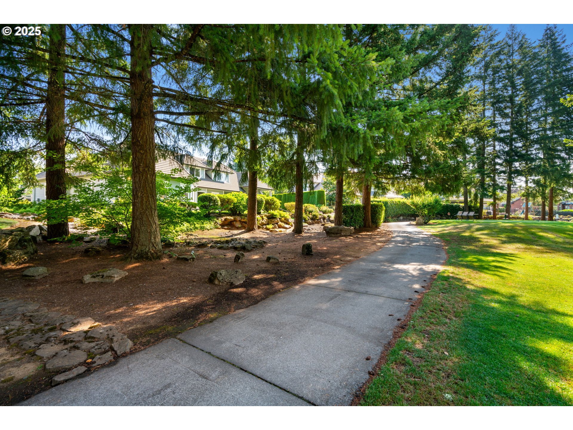 3110 NW LACAMAS DR