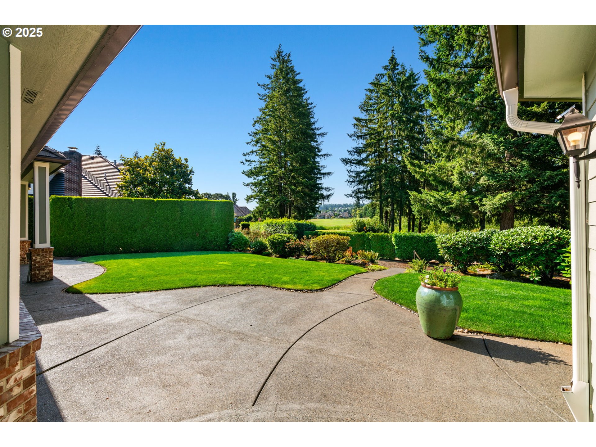 3110 NW LACAMAS DR