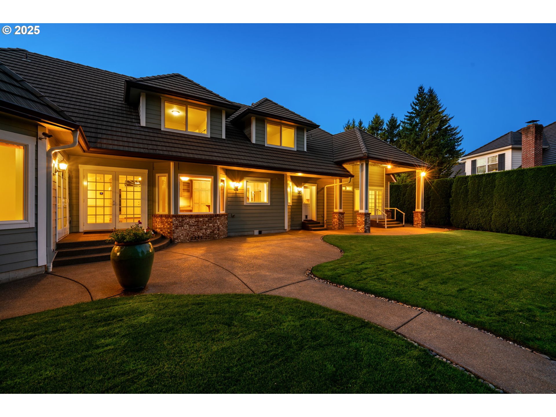 3110 NW LACAMAS DR