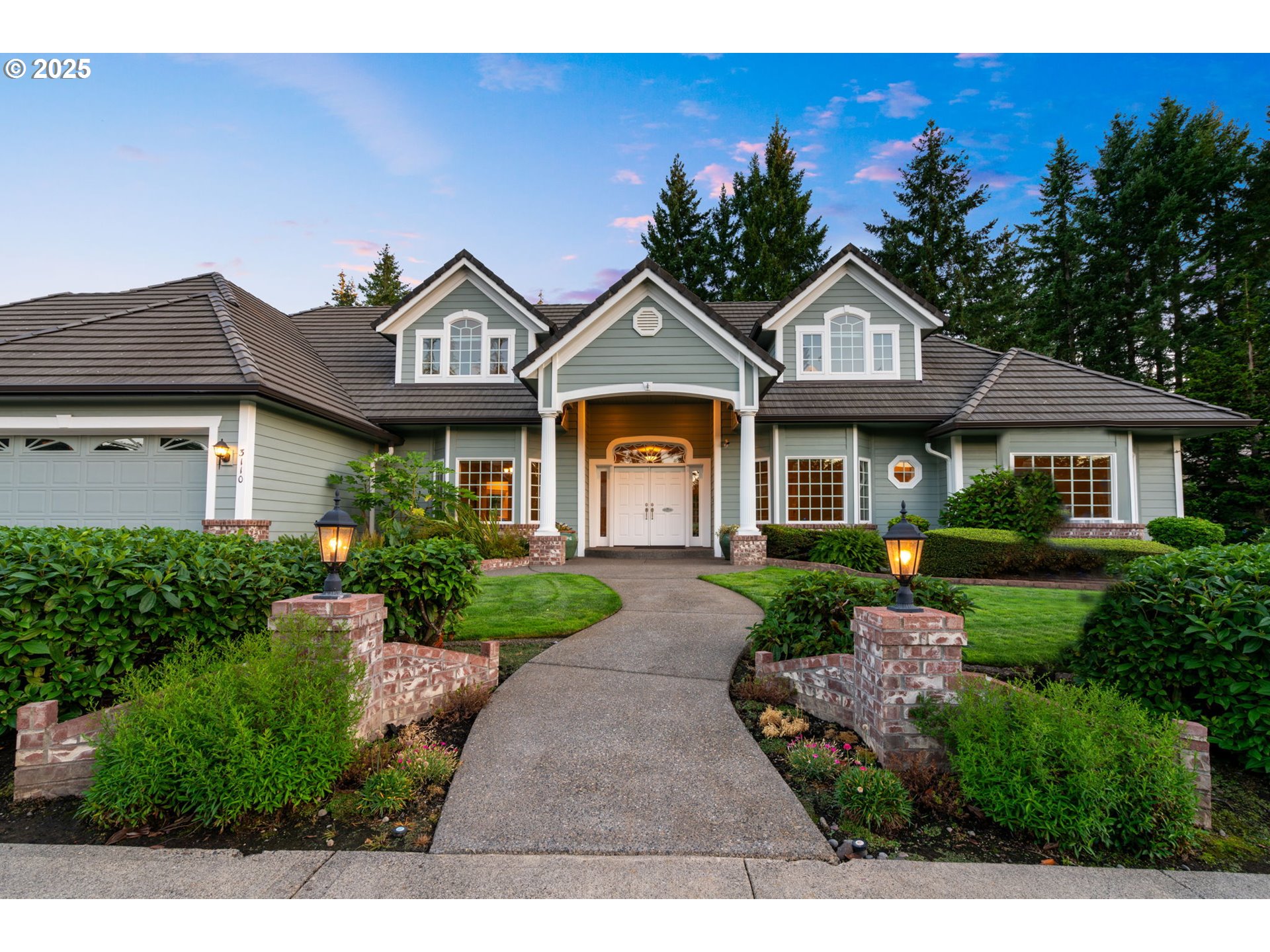 3110 NW LACAMAS DR