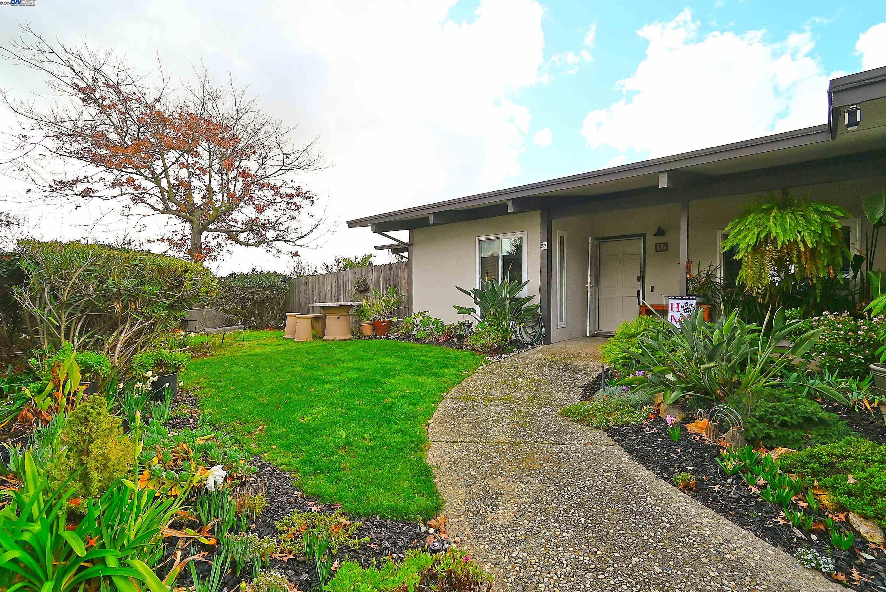19100 Crest Ave Unit: 57