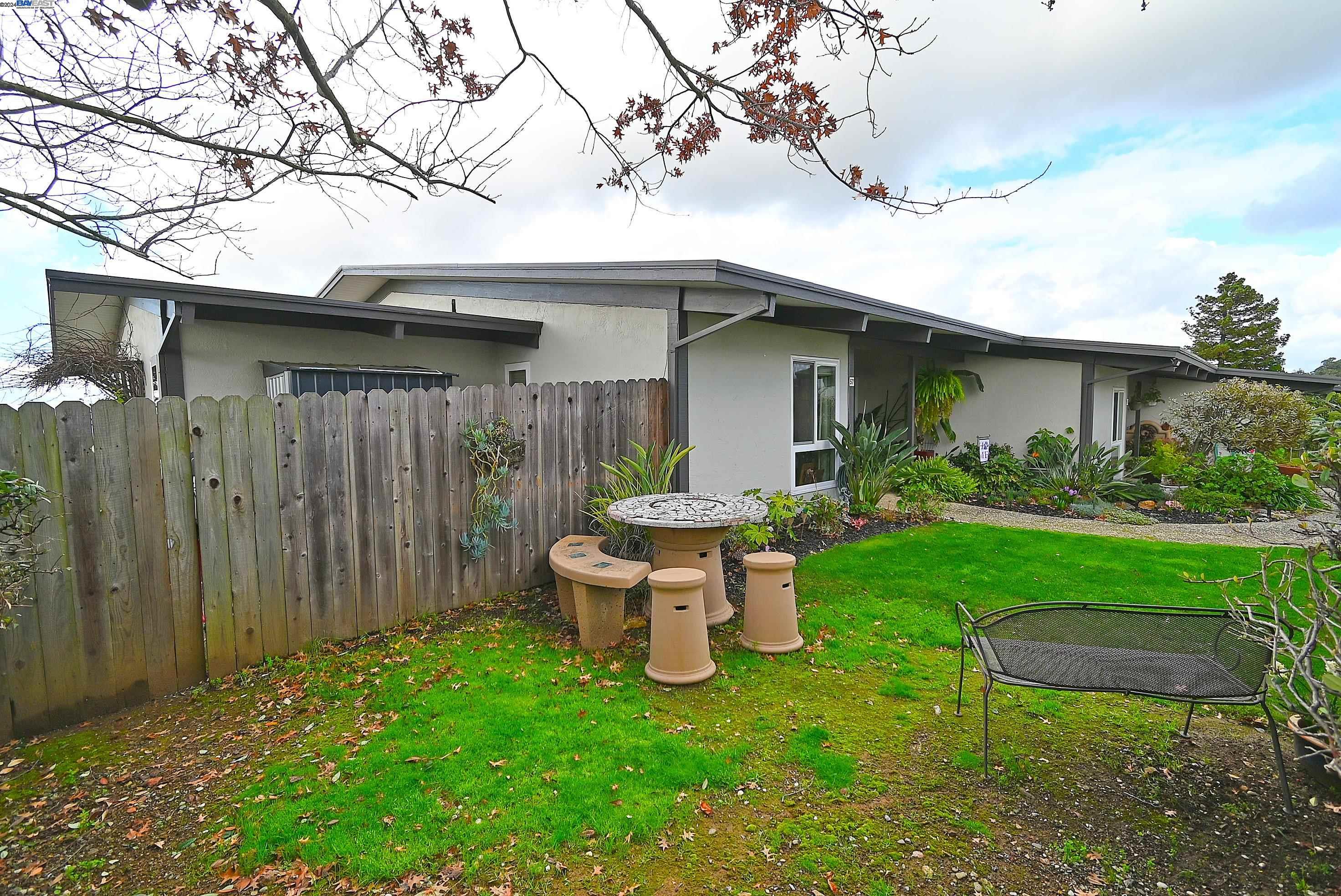 19100 Crest Ave Unit: 57