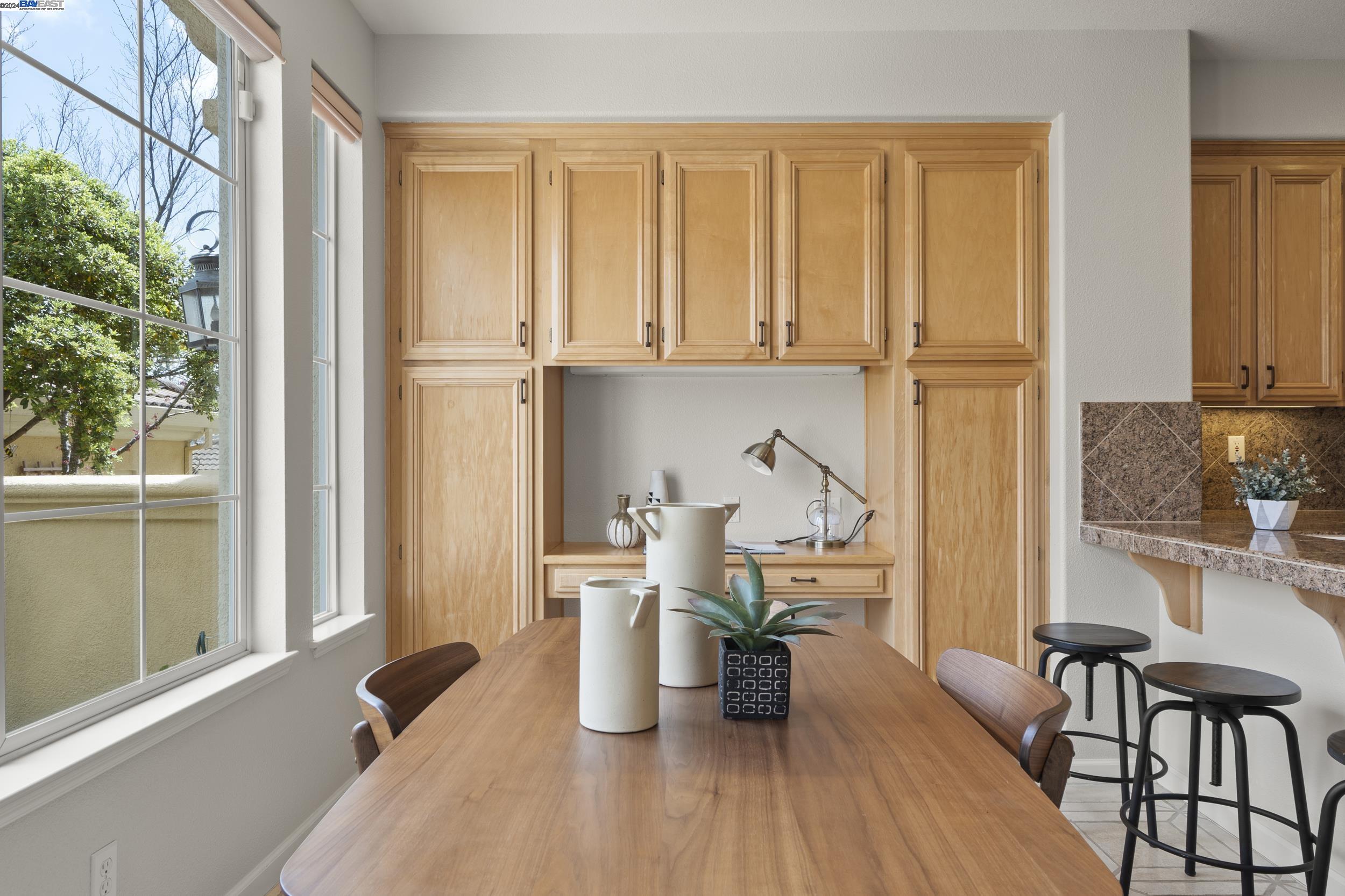 22115 W Lyndon Loop