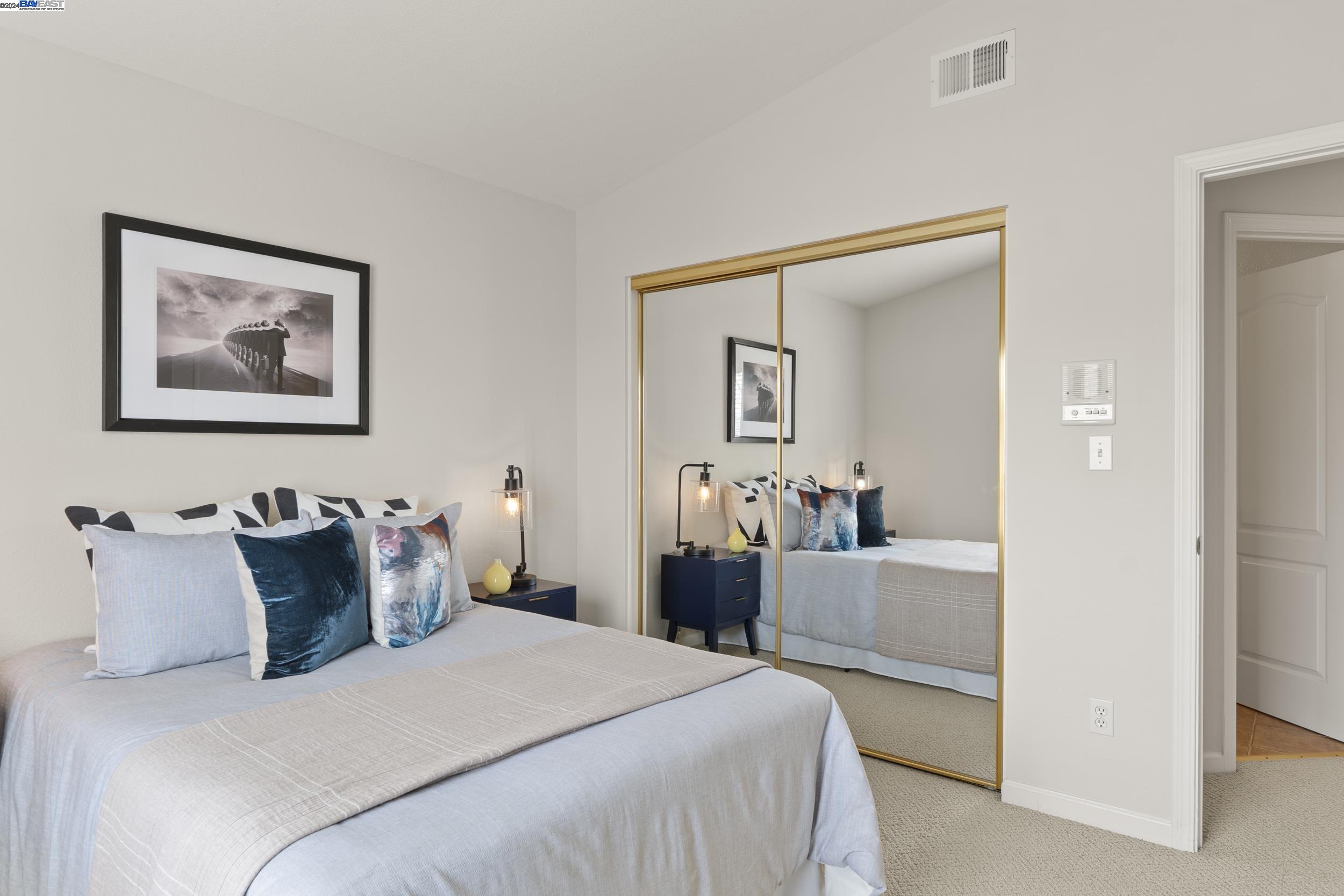 22115 W Lyndon Loop