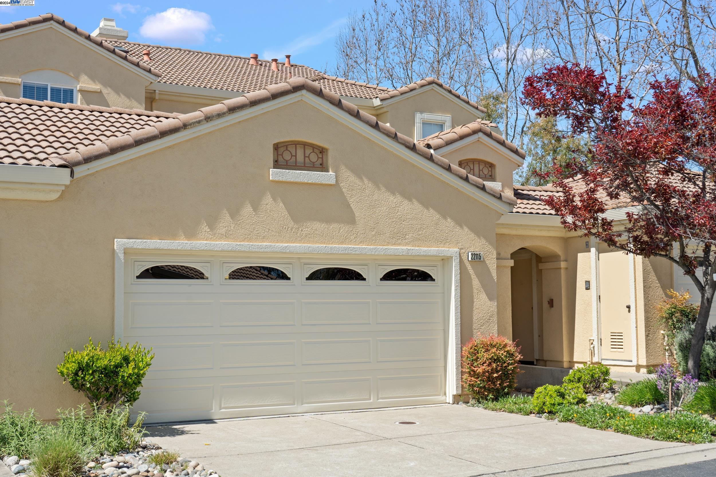 22115 W Lyndon Loop
