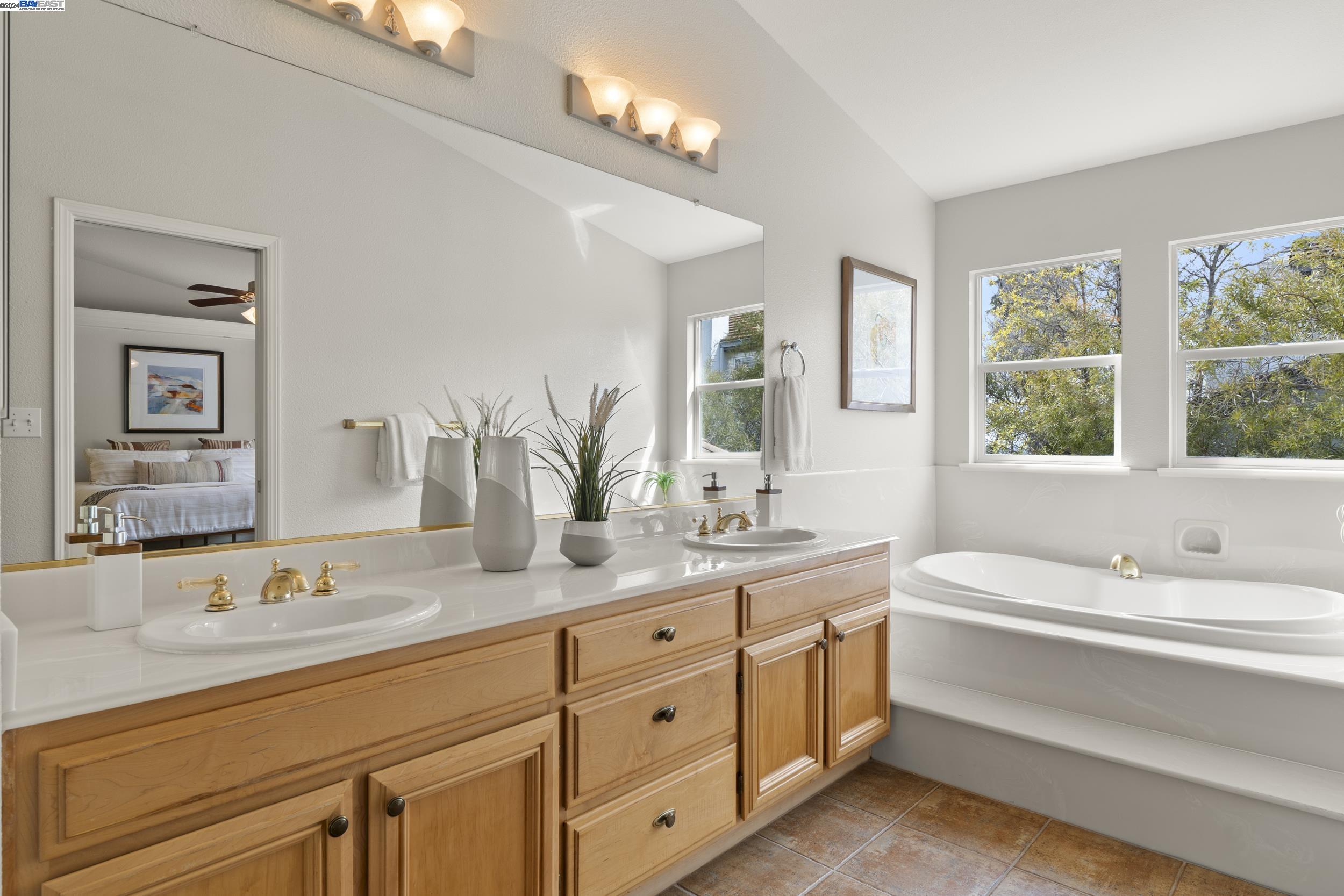 22115 W Lyndon Loop