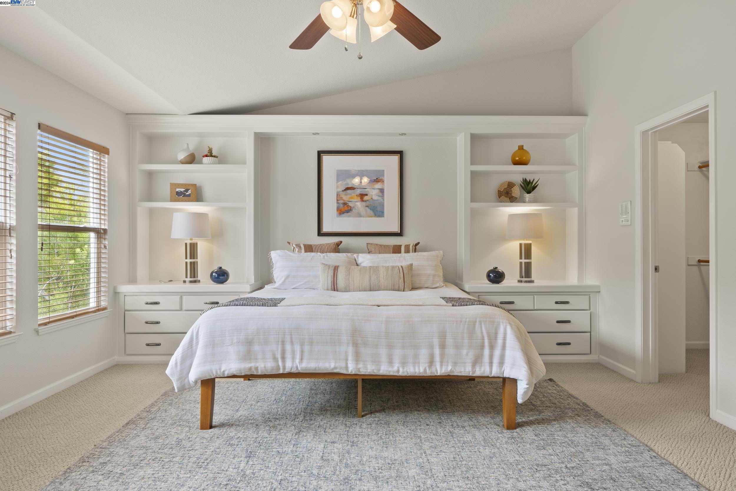 22115 W Lyndon Loop