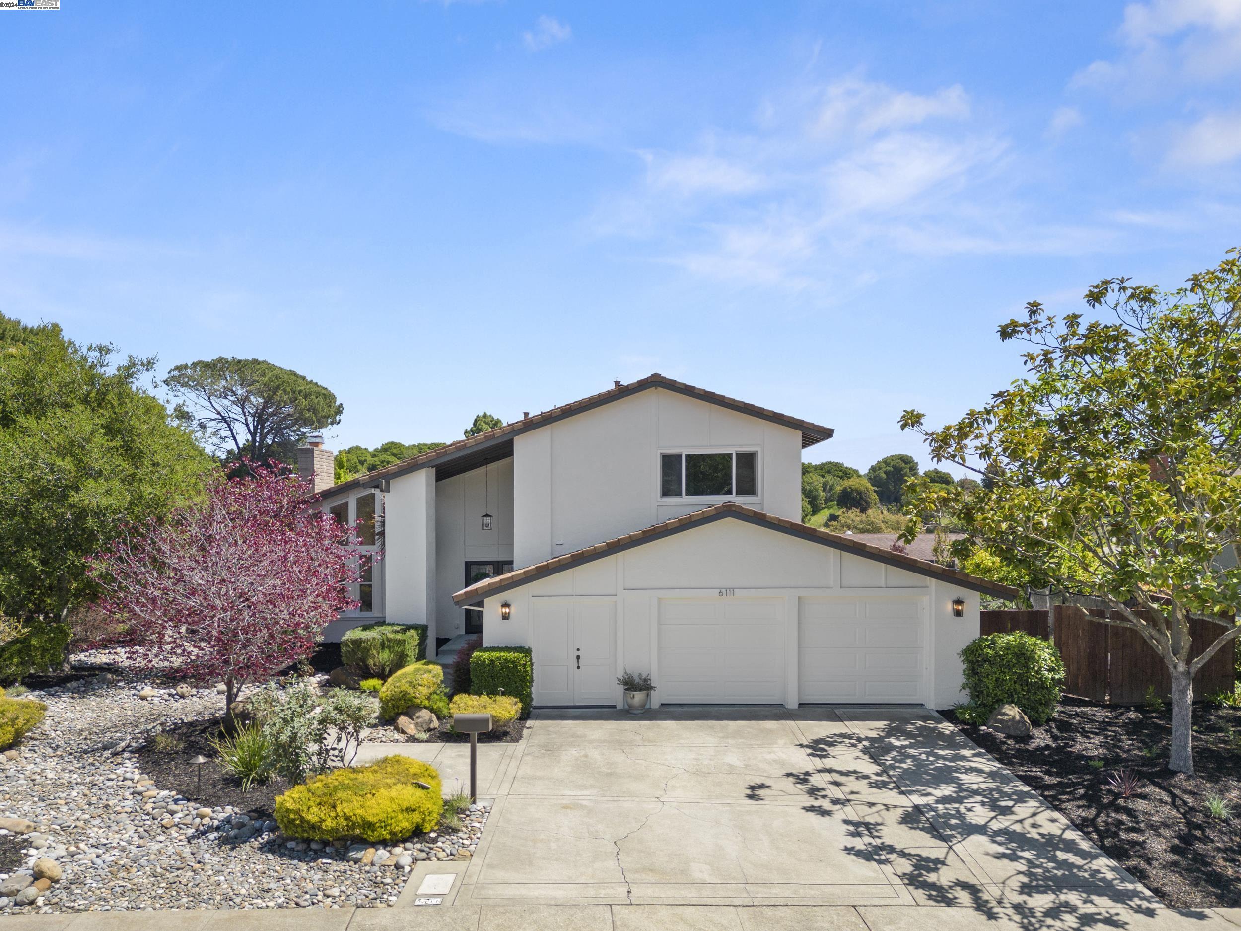 6111 Greenridge Rd