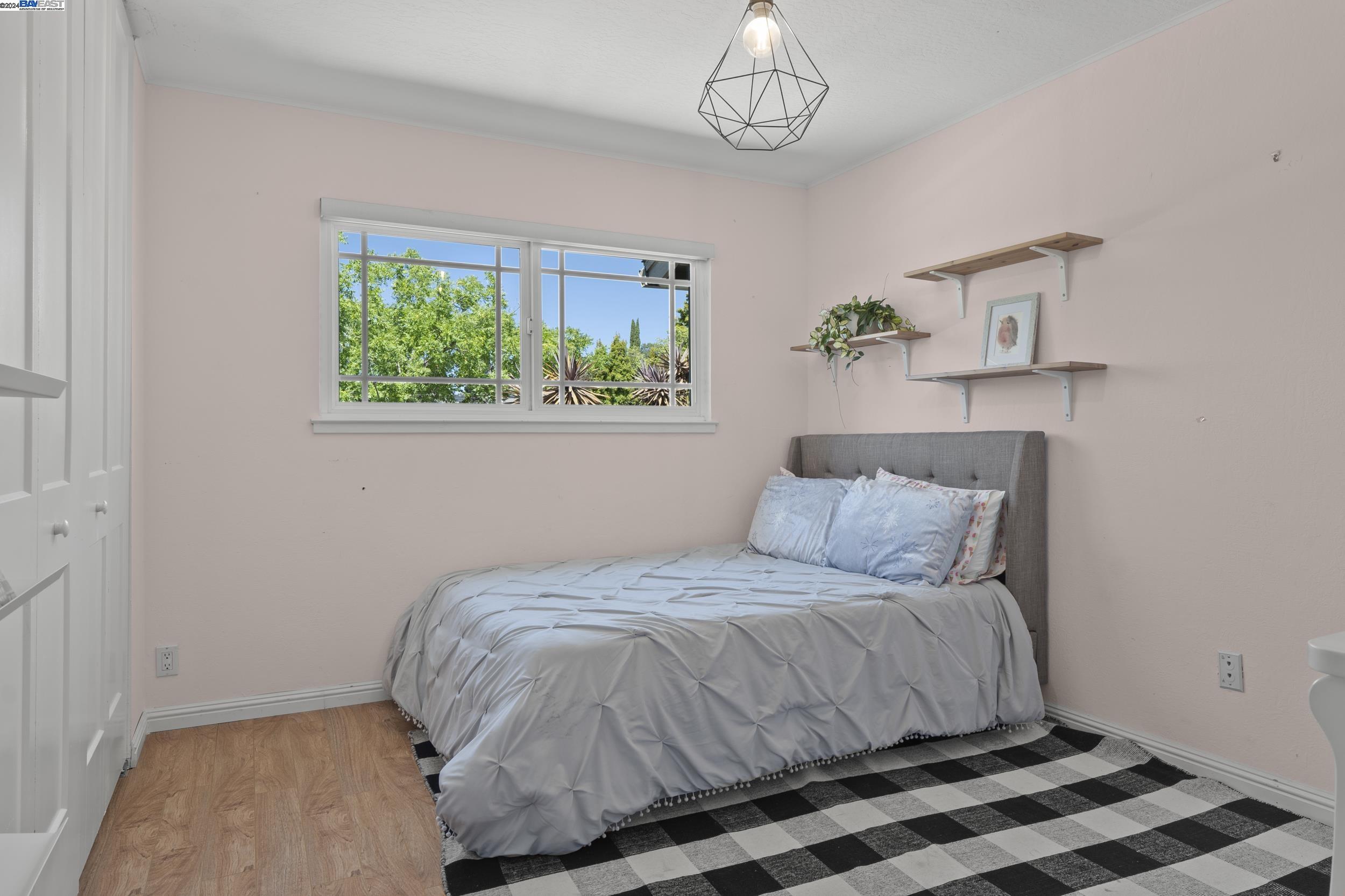 18824 Cameo Ct
