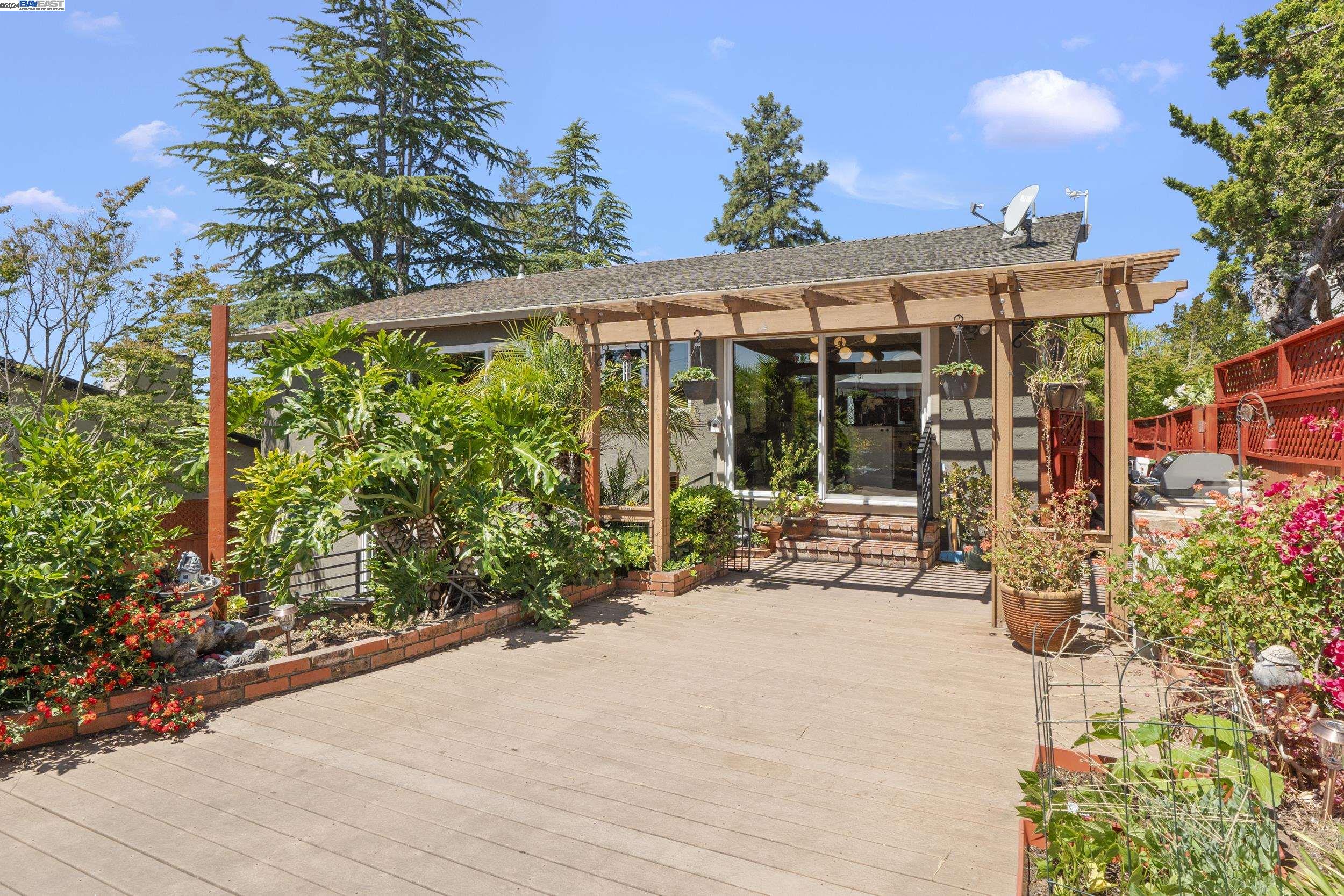 18824 Cameo Ct