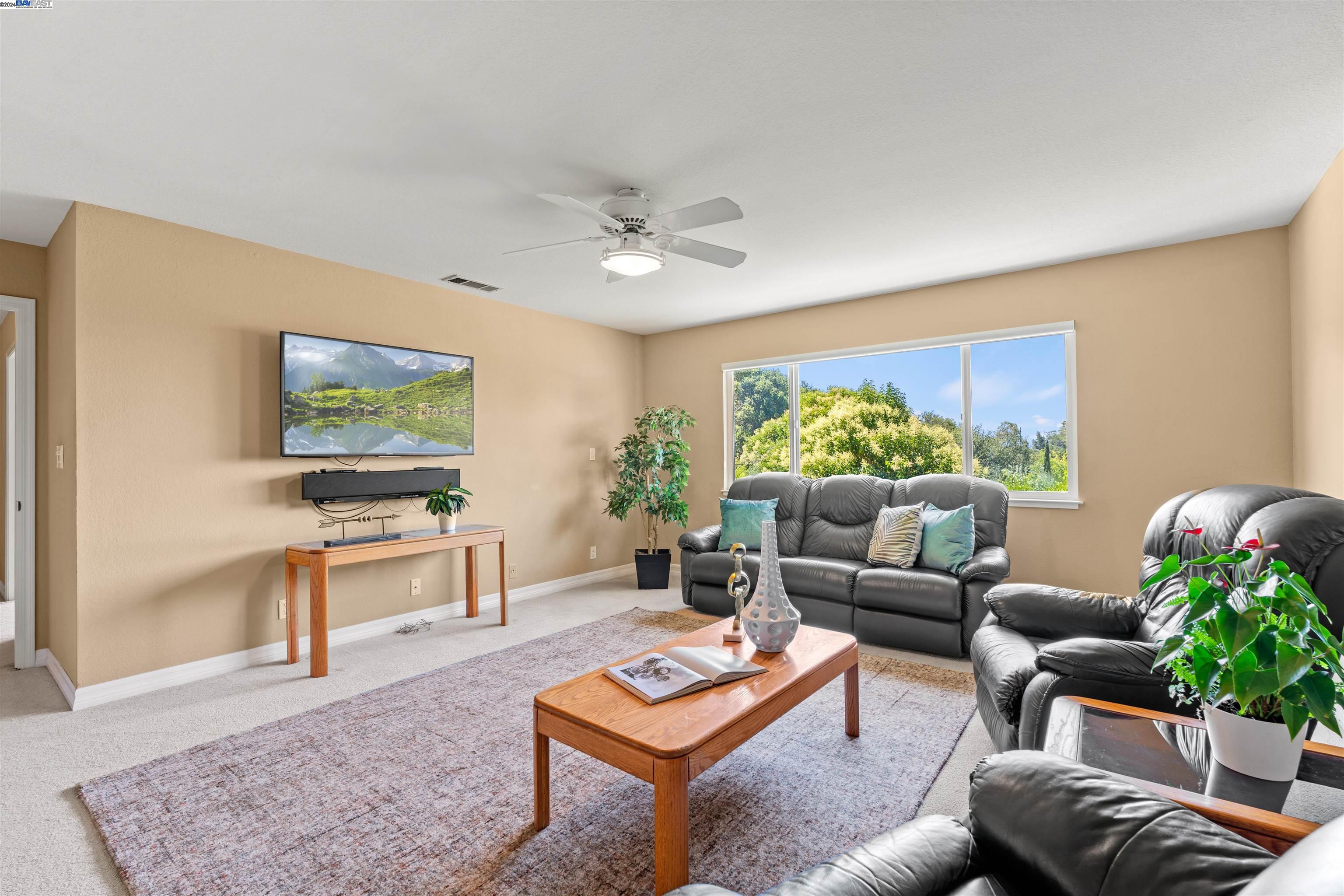 19701 Edwin Markham Dr