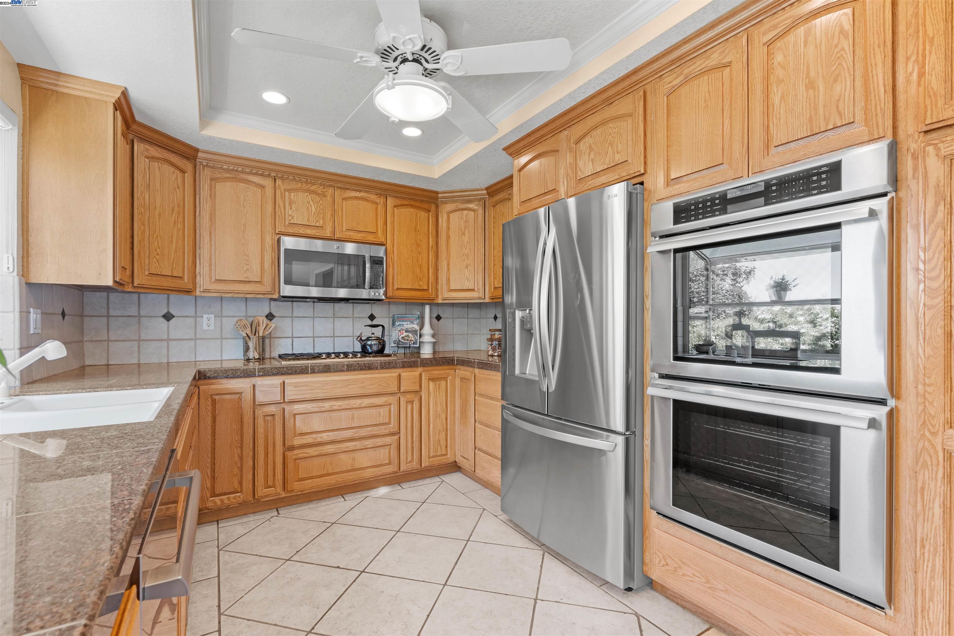19701 Edwin Markham Dr