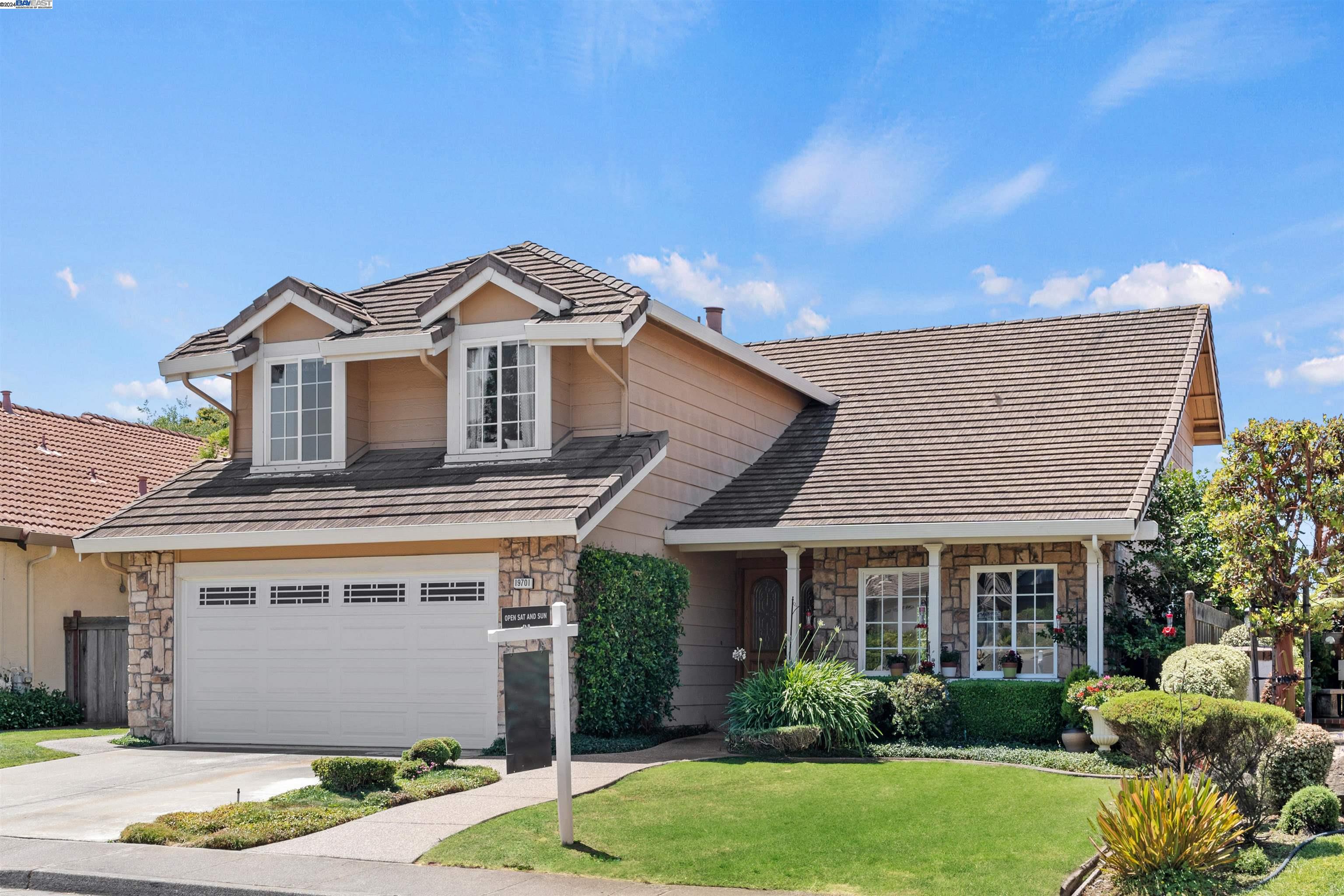 19701 Edwin Markham Dr