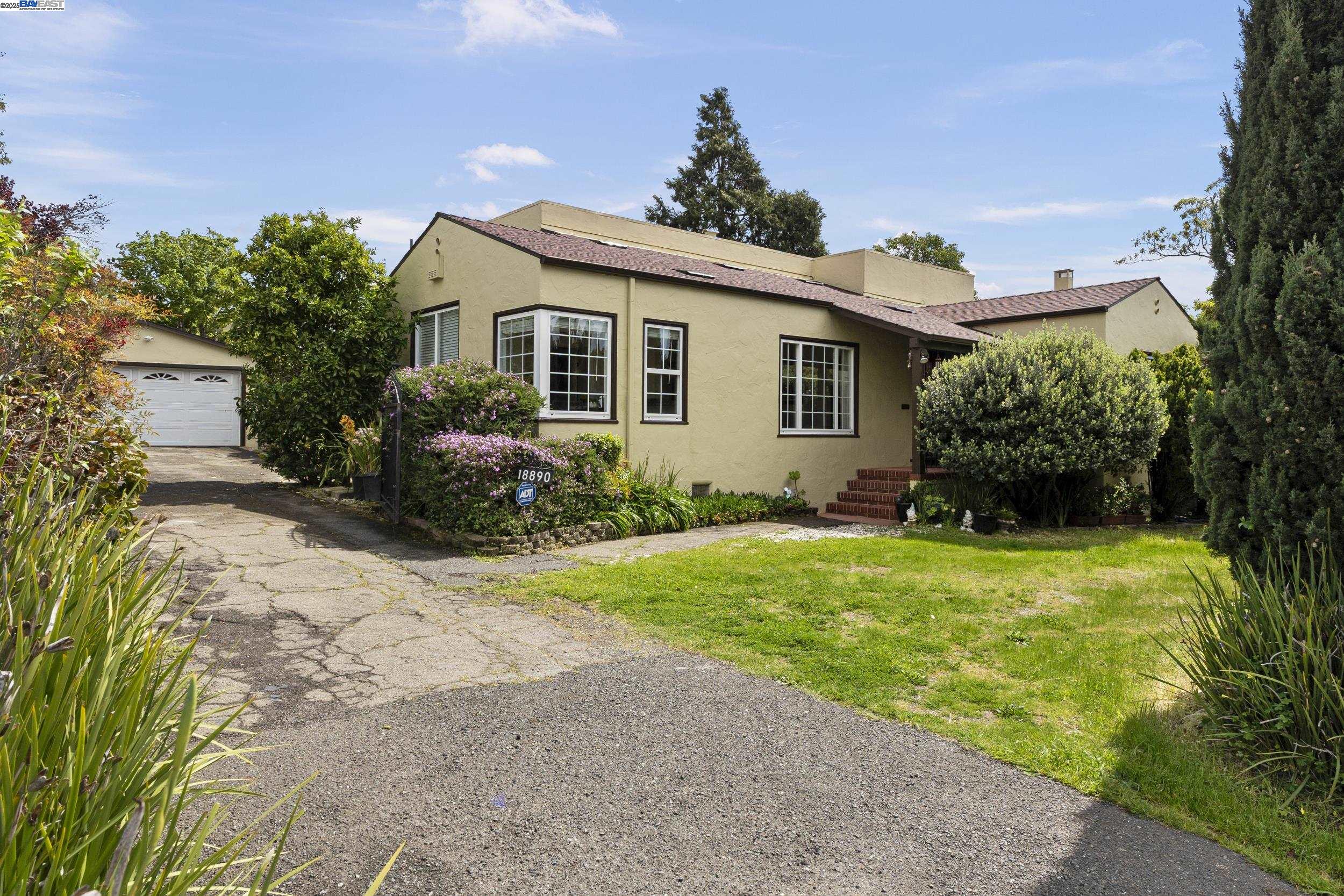 18890 Redwood Rd