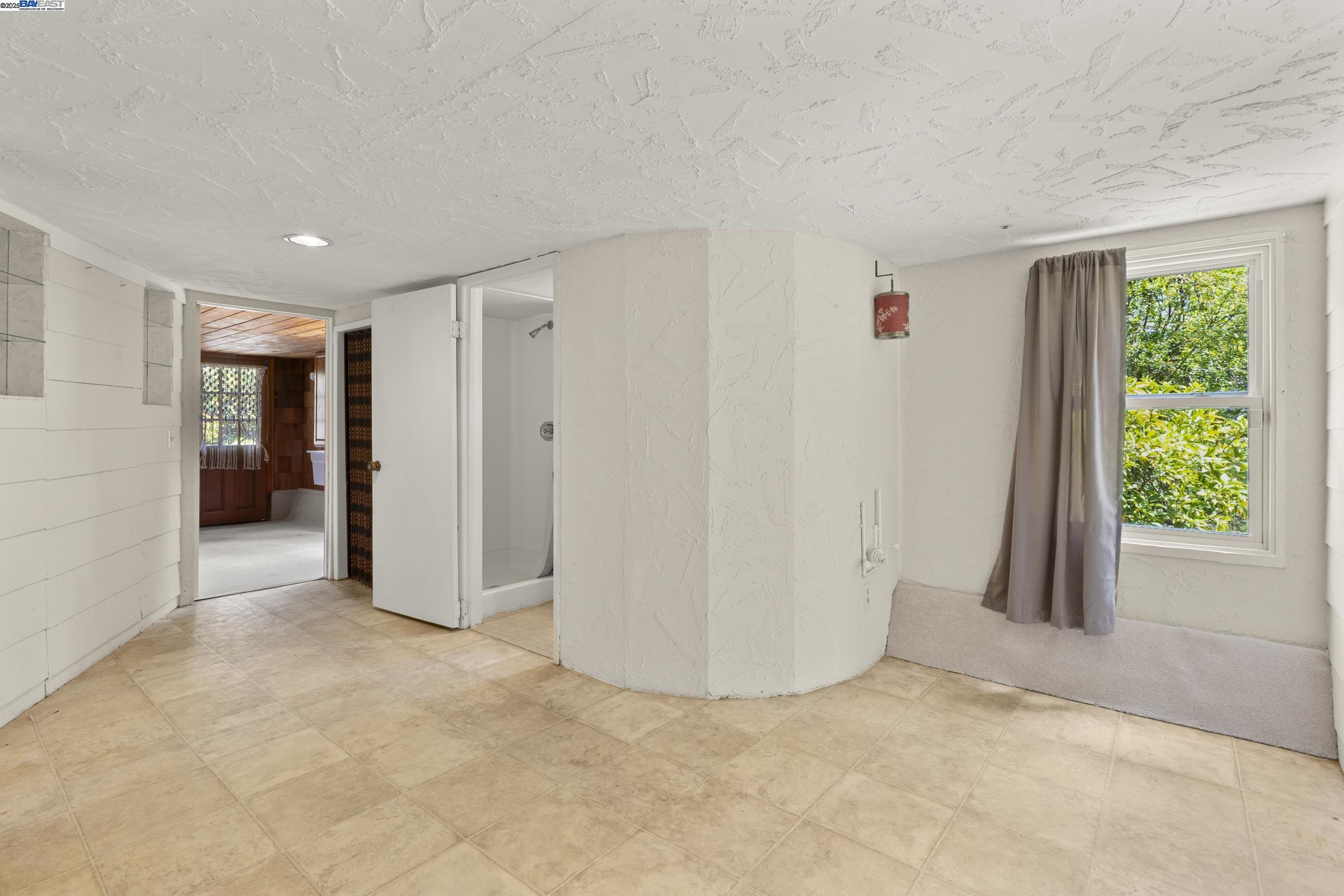 18890 Redwood Rd