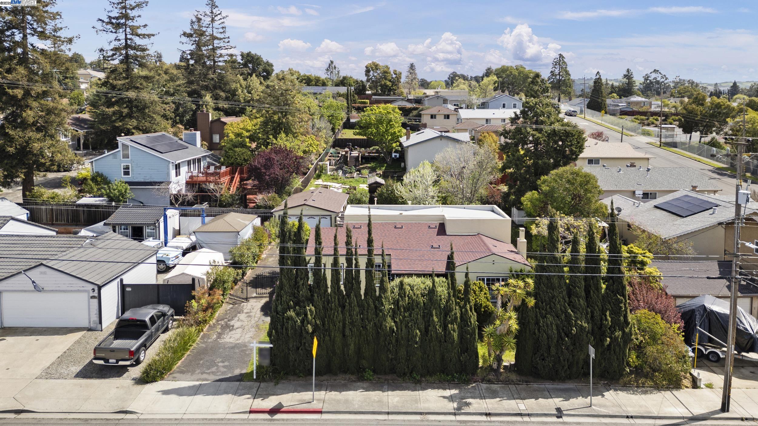 18890 Redwood Rd