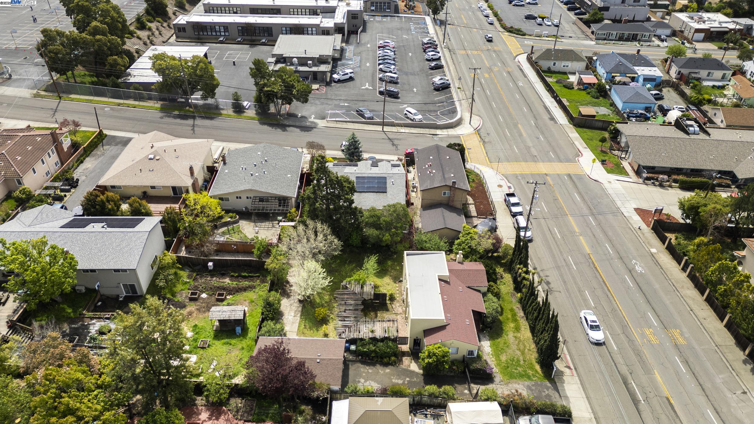 18890 Redwood Rd