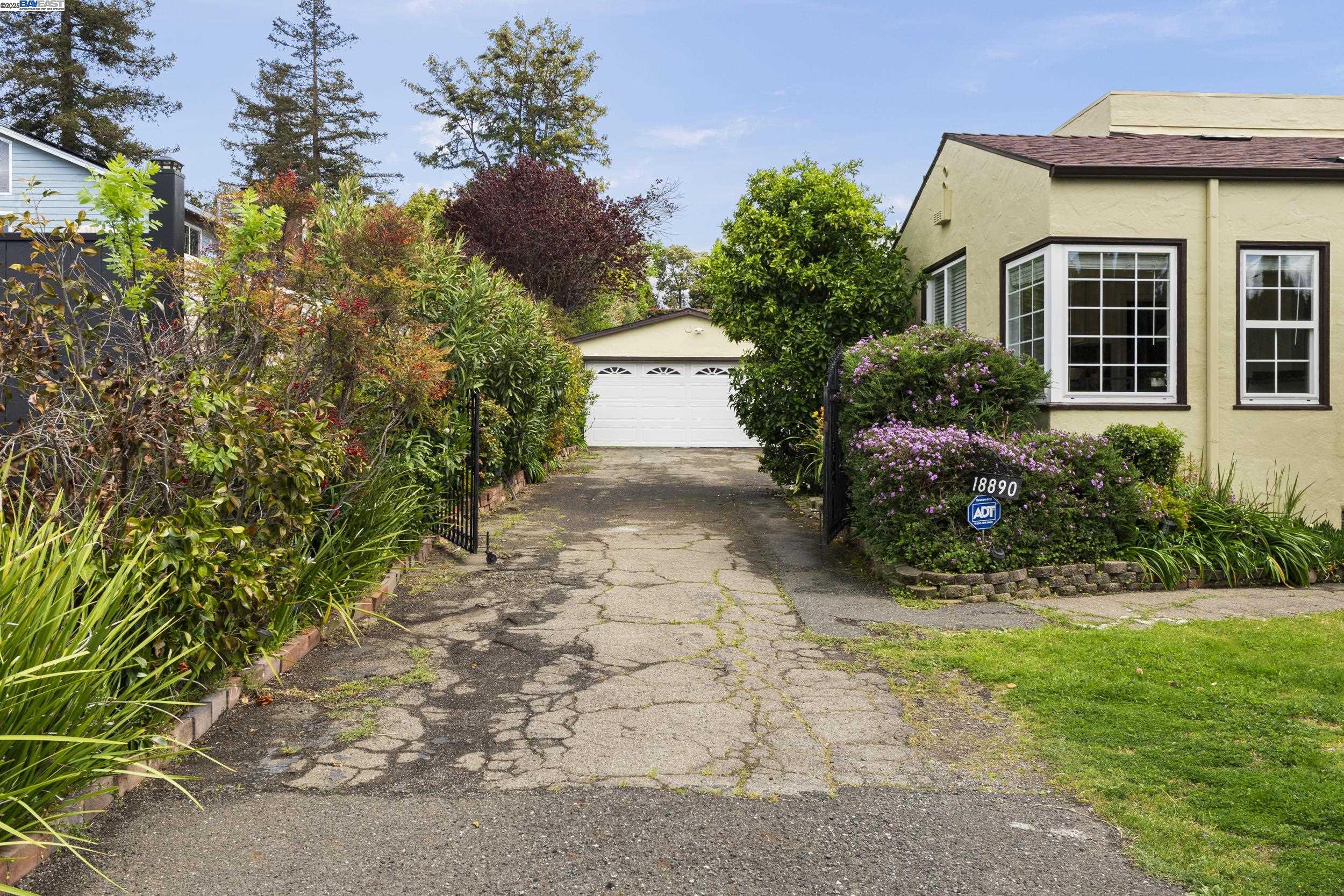 18890 Redwood Rd