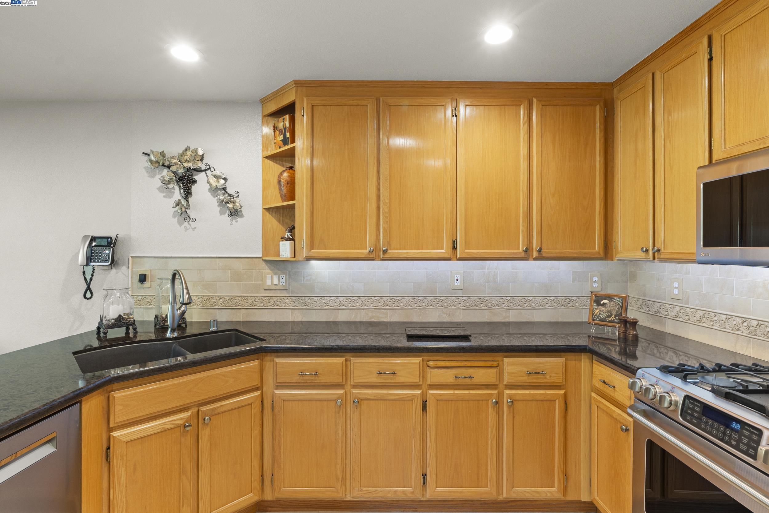 20050 Summercrest Dr