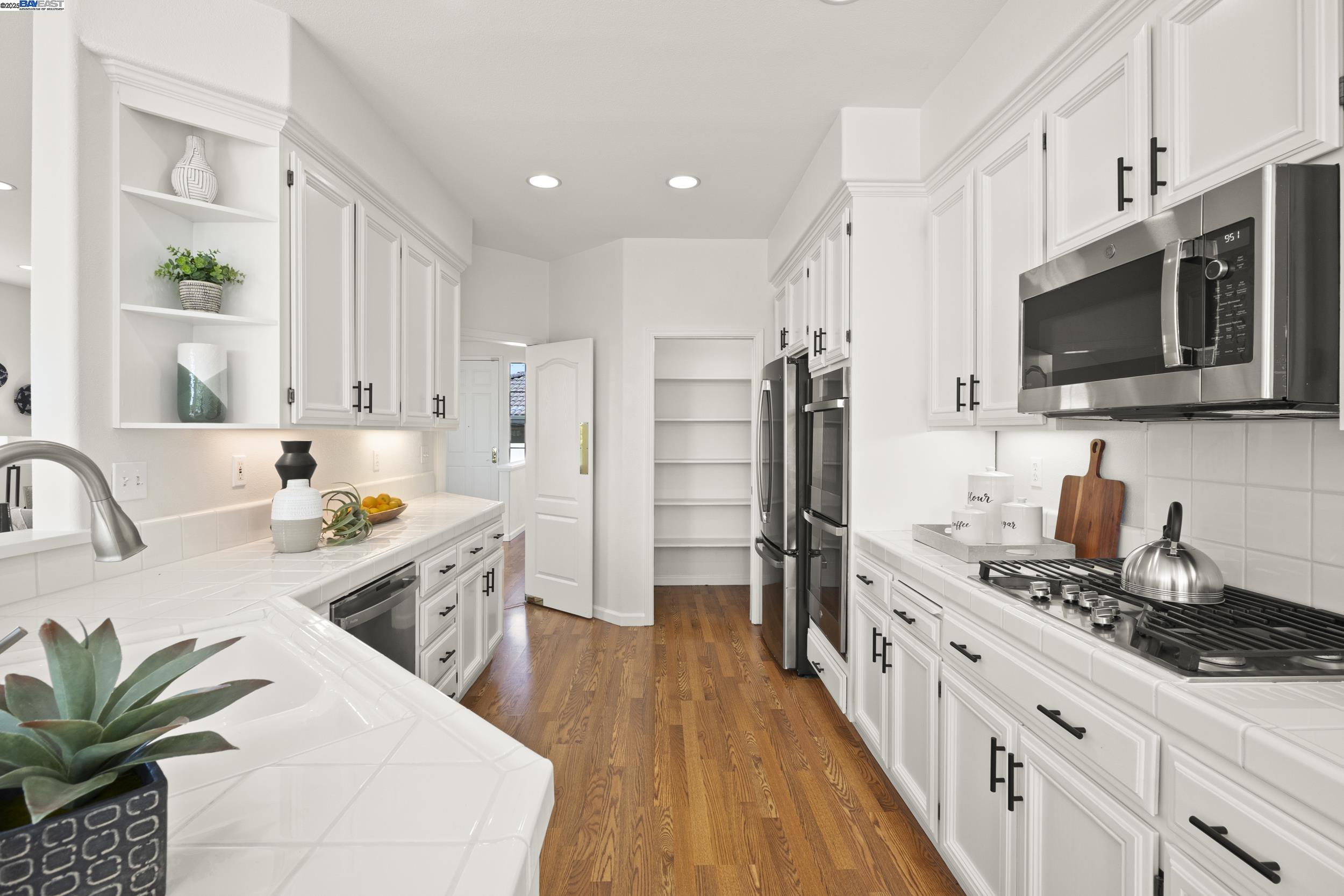 22180 W Lyndon Loop