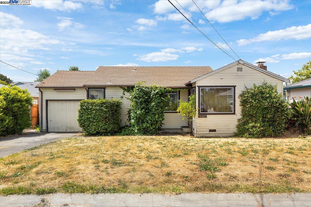 4247 Gem Ave