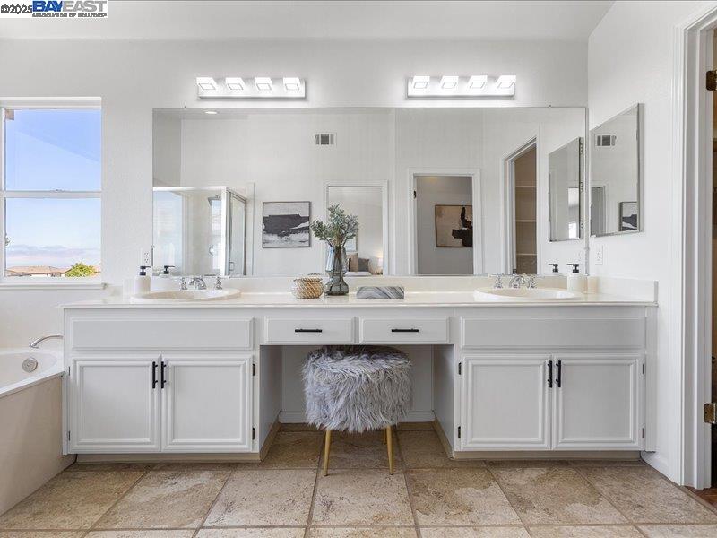 21042 Sherman Dr