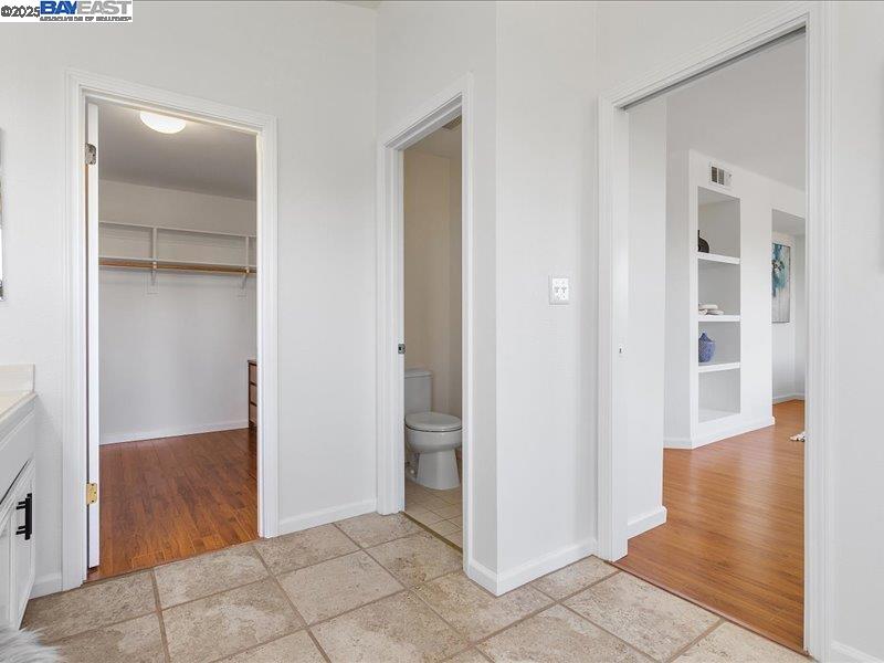 21042 Sherman Dr
