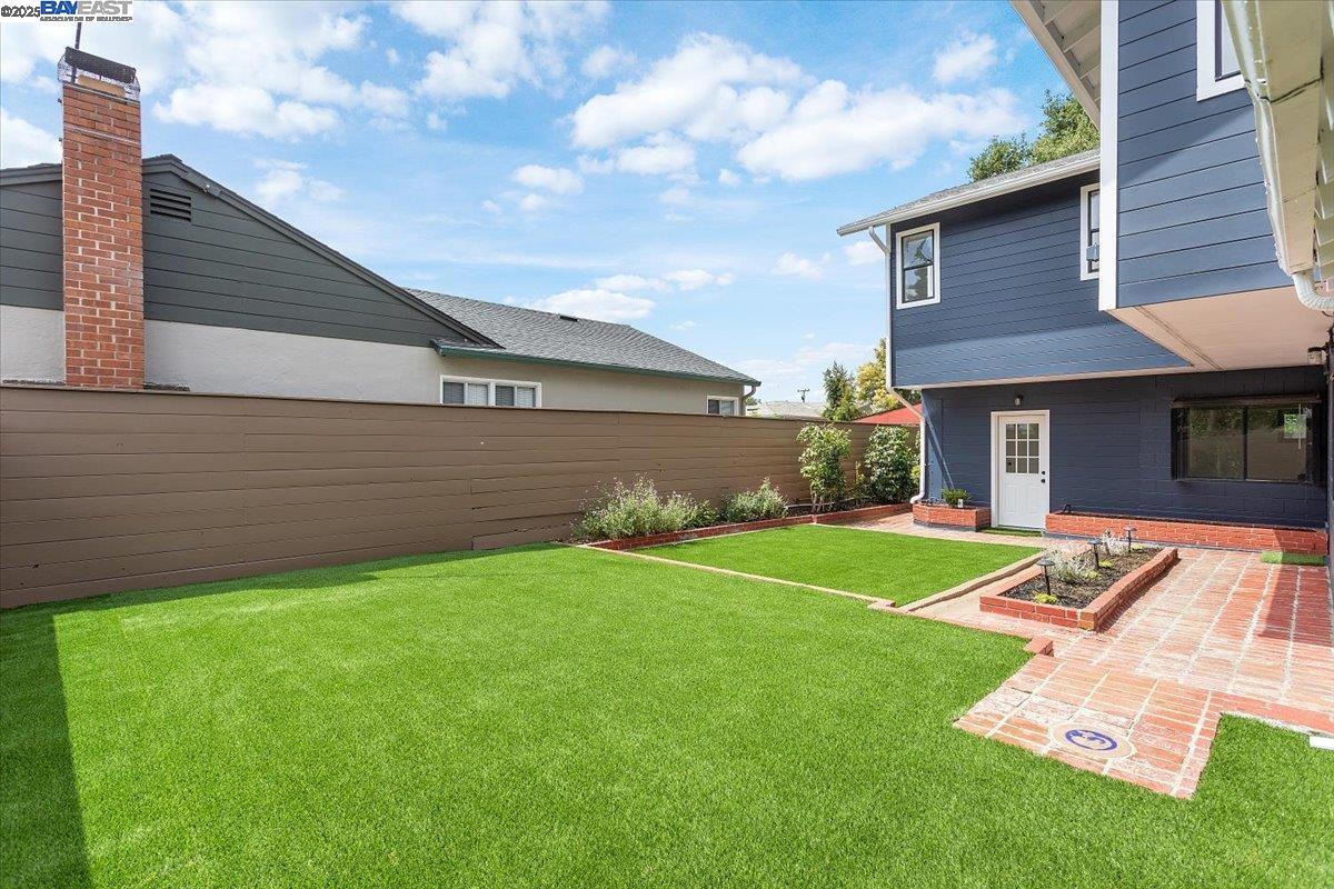 20101 Catalina Dr