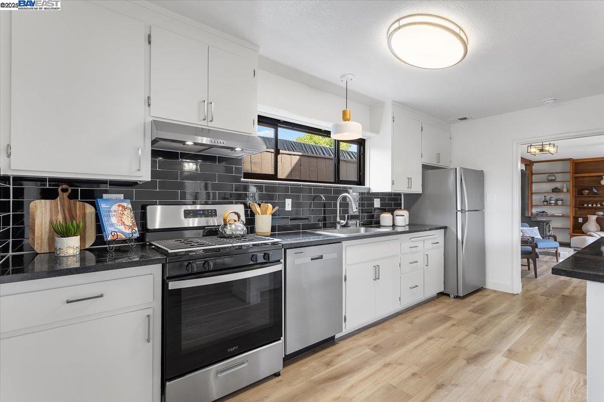 20101 Catalina Dr