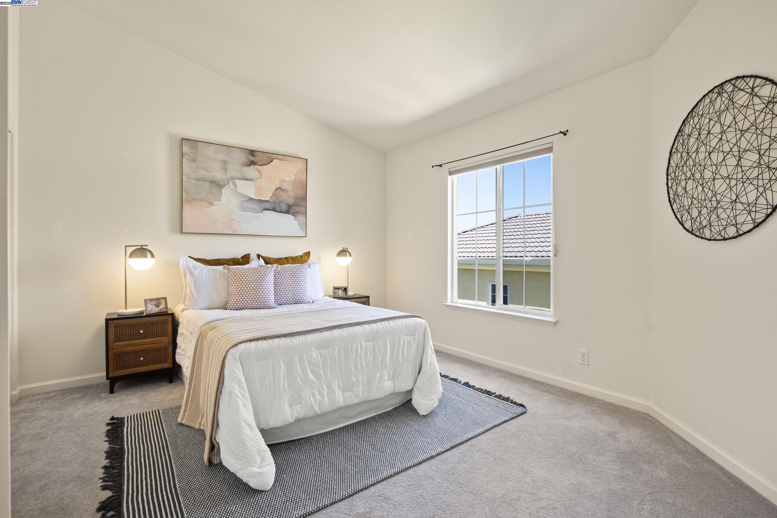 22284 E Lyndon Loop