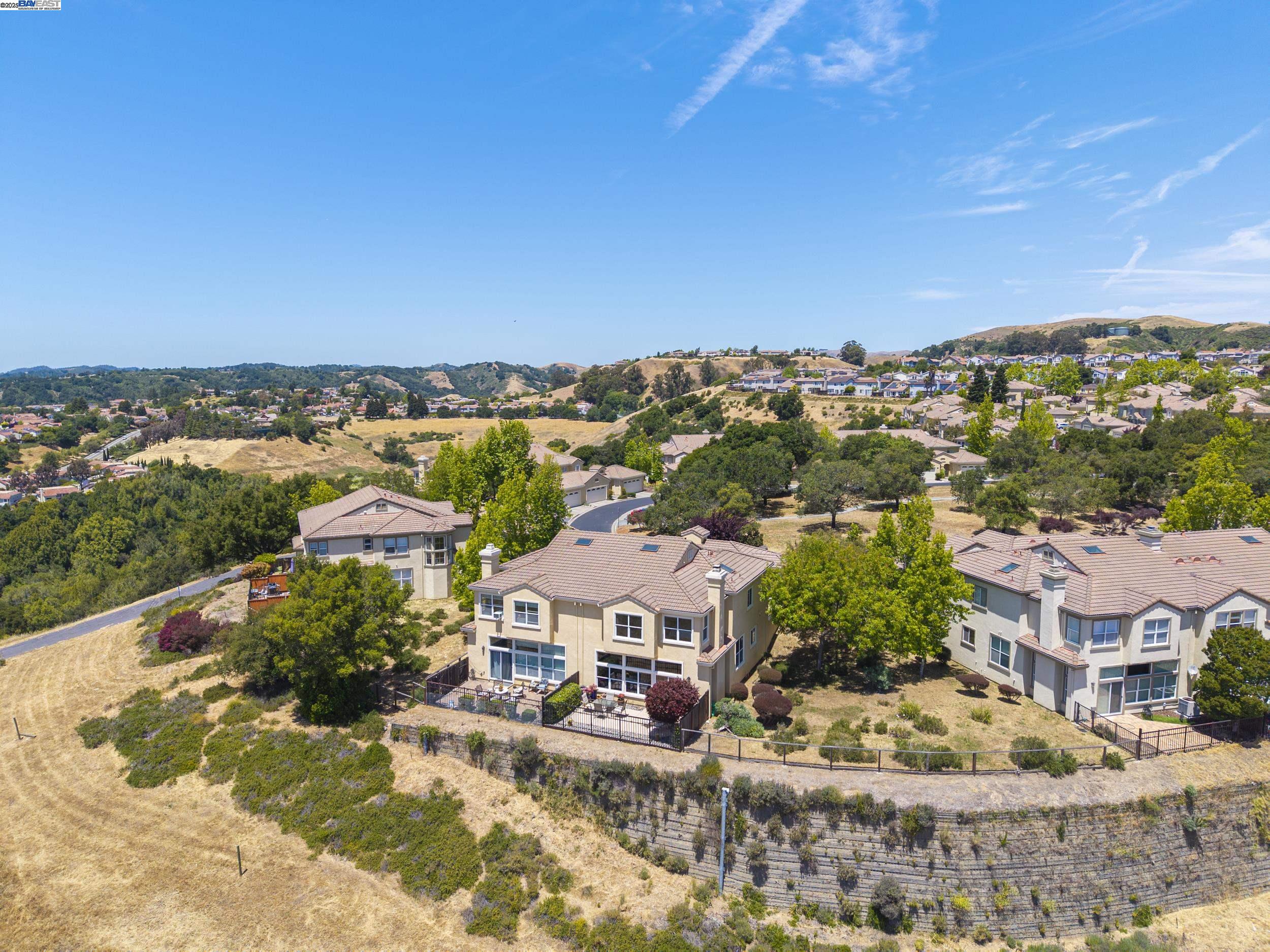 22284 E Lyndon Loop