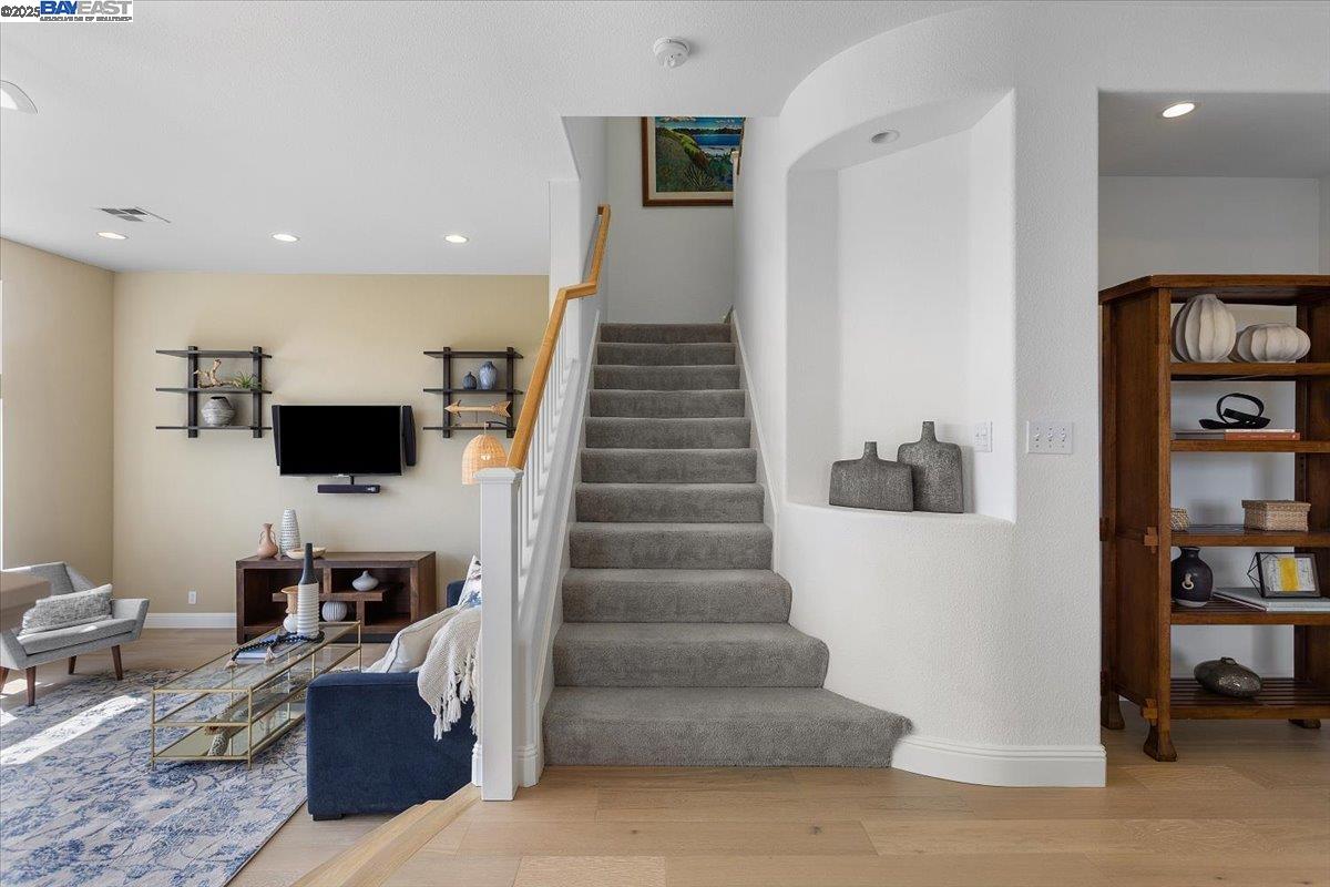 22284 E Lyndon Loop